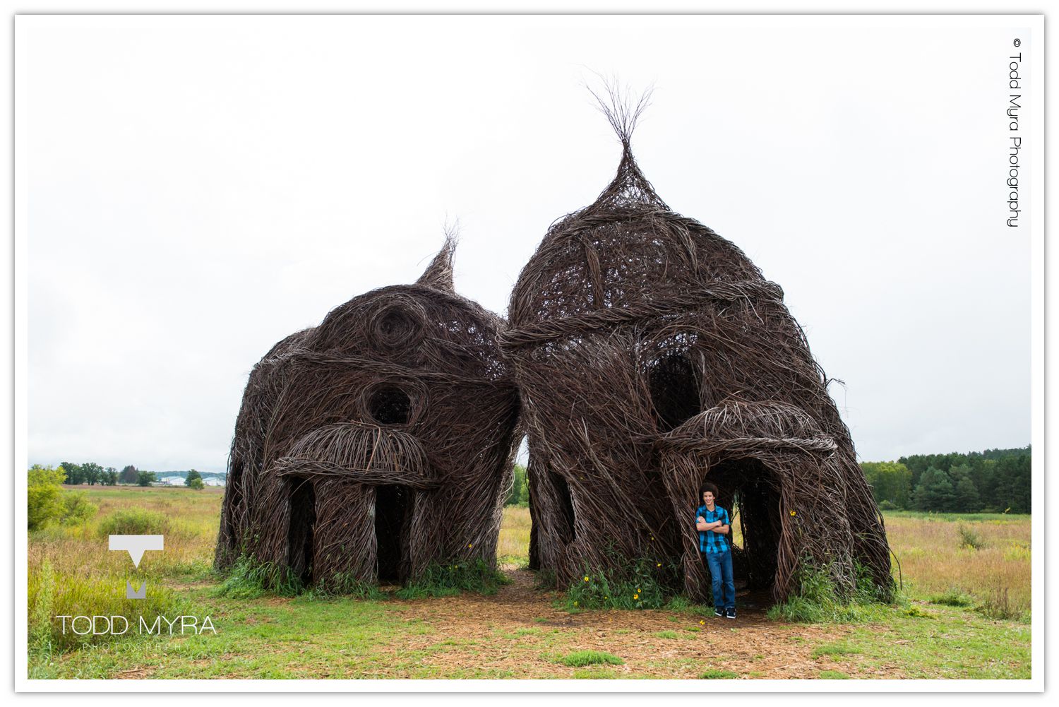 St. Cloud-Senior-Photography-guy flannel (1)