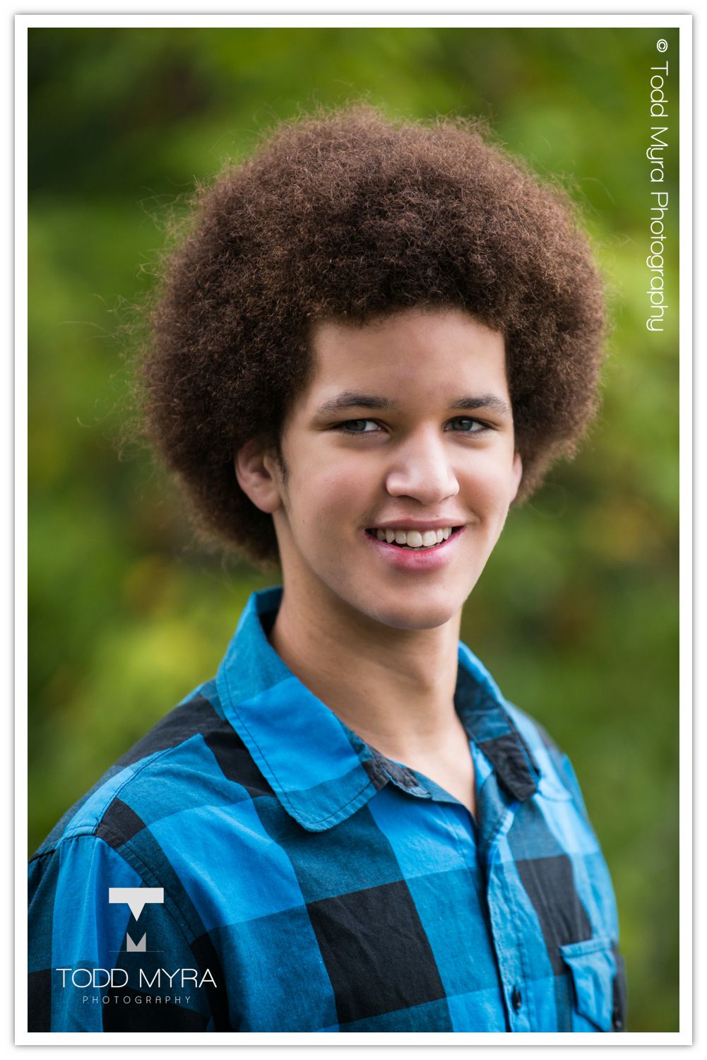 St. Cloud-Senior-Photography-guy flannel (4)