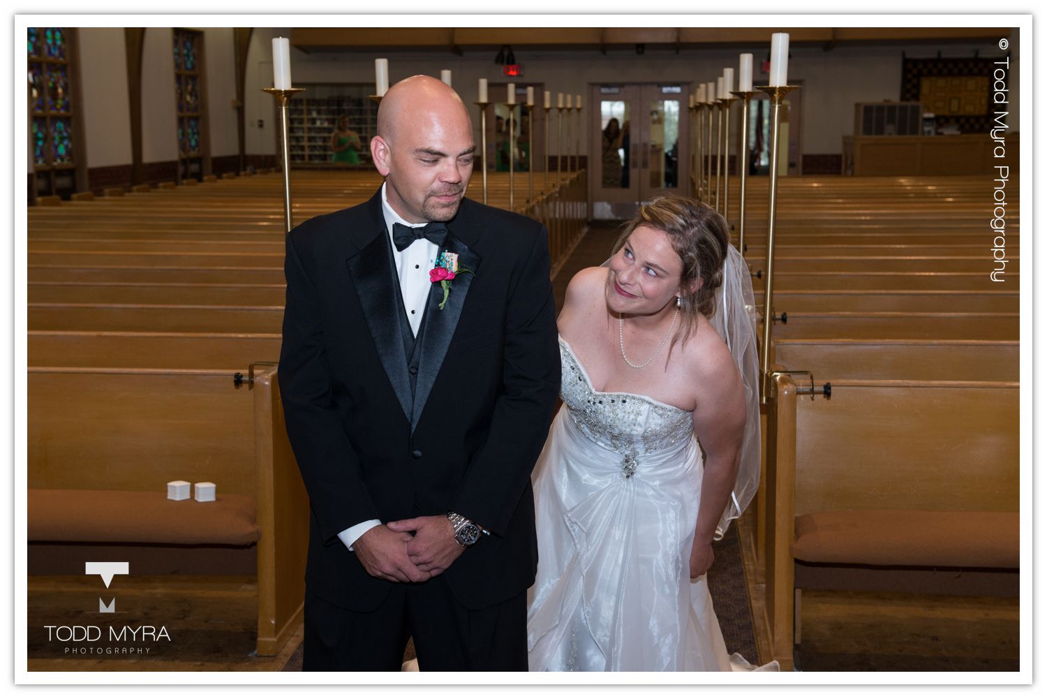 St. Cloud-Wedding- Photography-corn-field-old-car (1)
