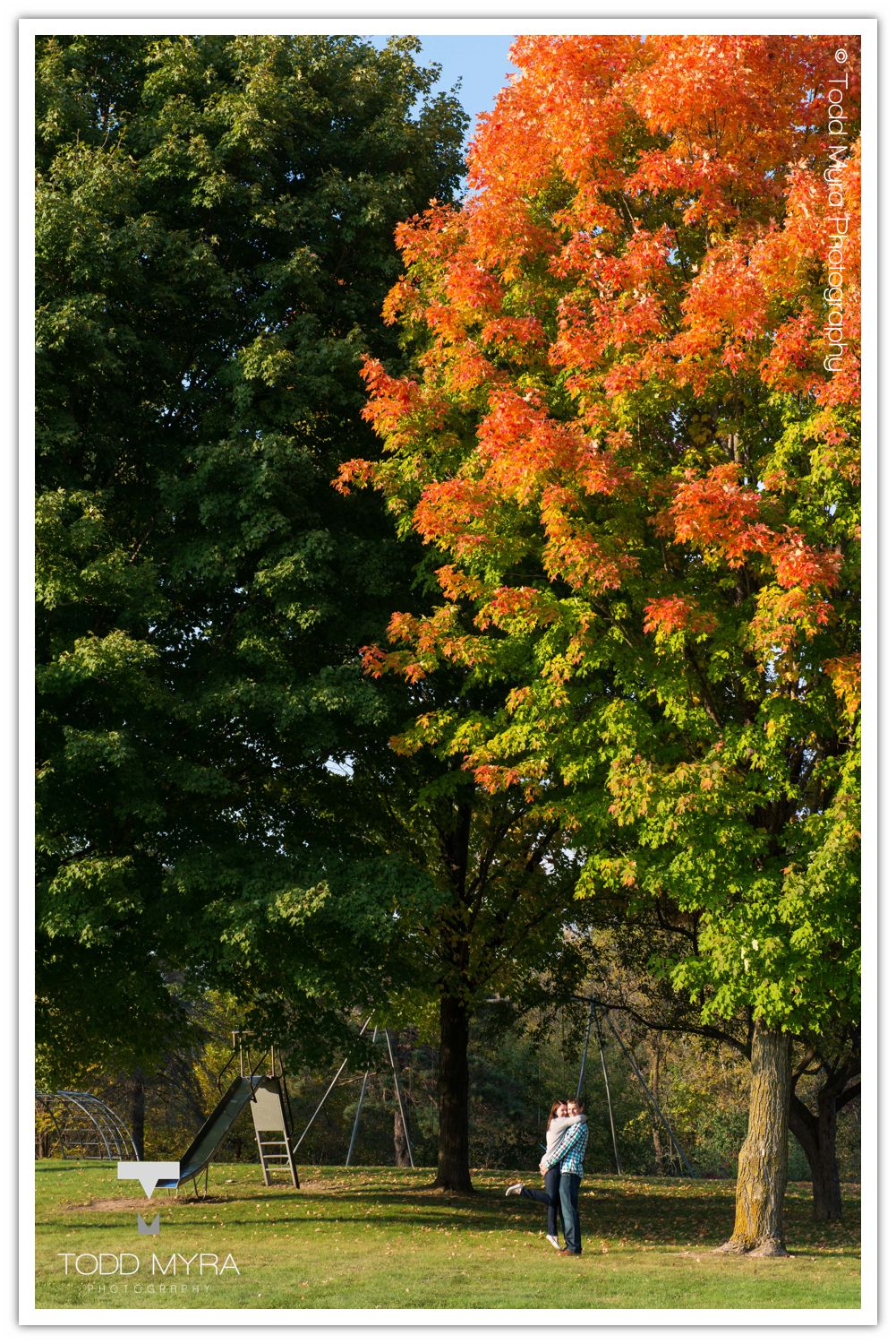 St. Cloud-Wedding-Photography-Fall-engagement-leaves (11)