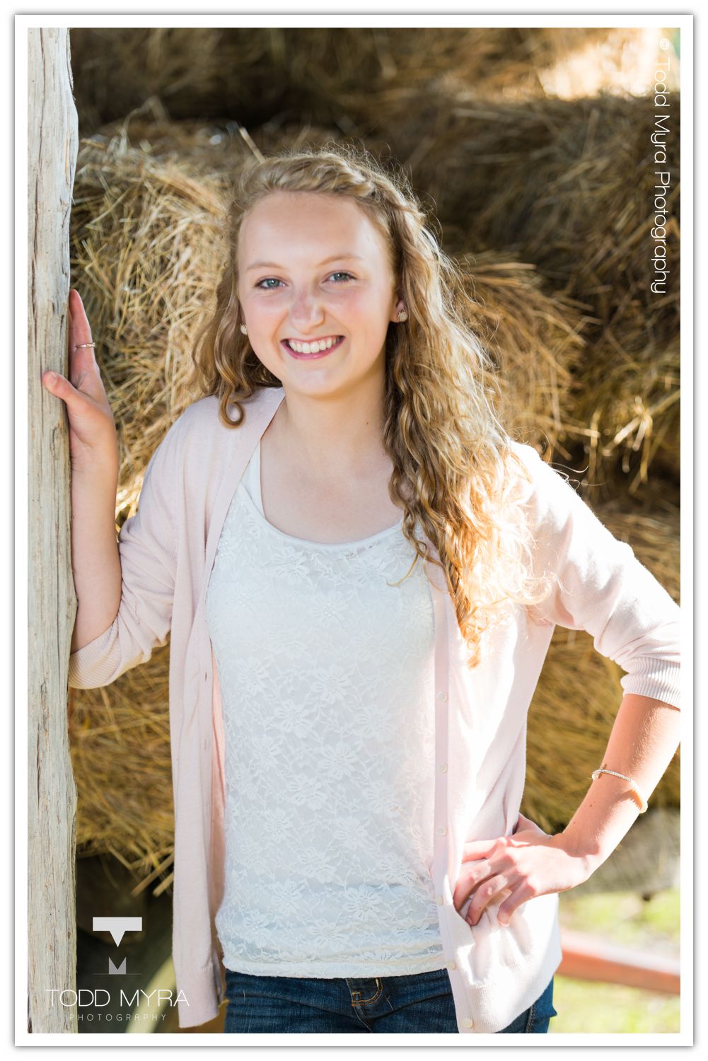 Jocelyn St. Cloud senior pictures rain truck (16 of 21)