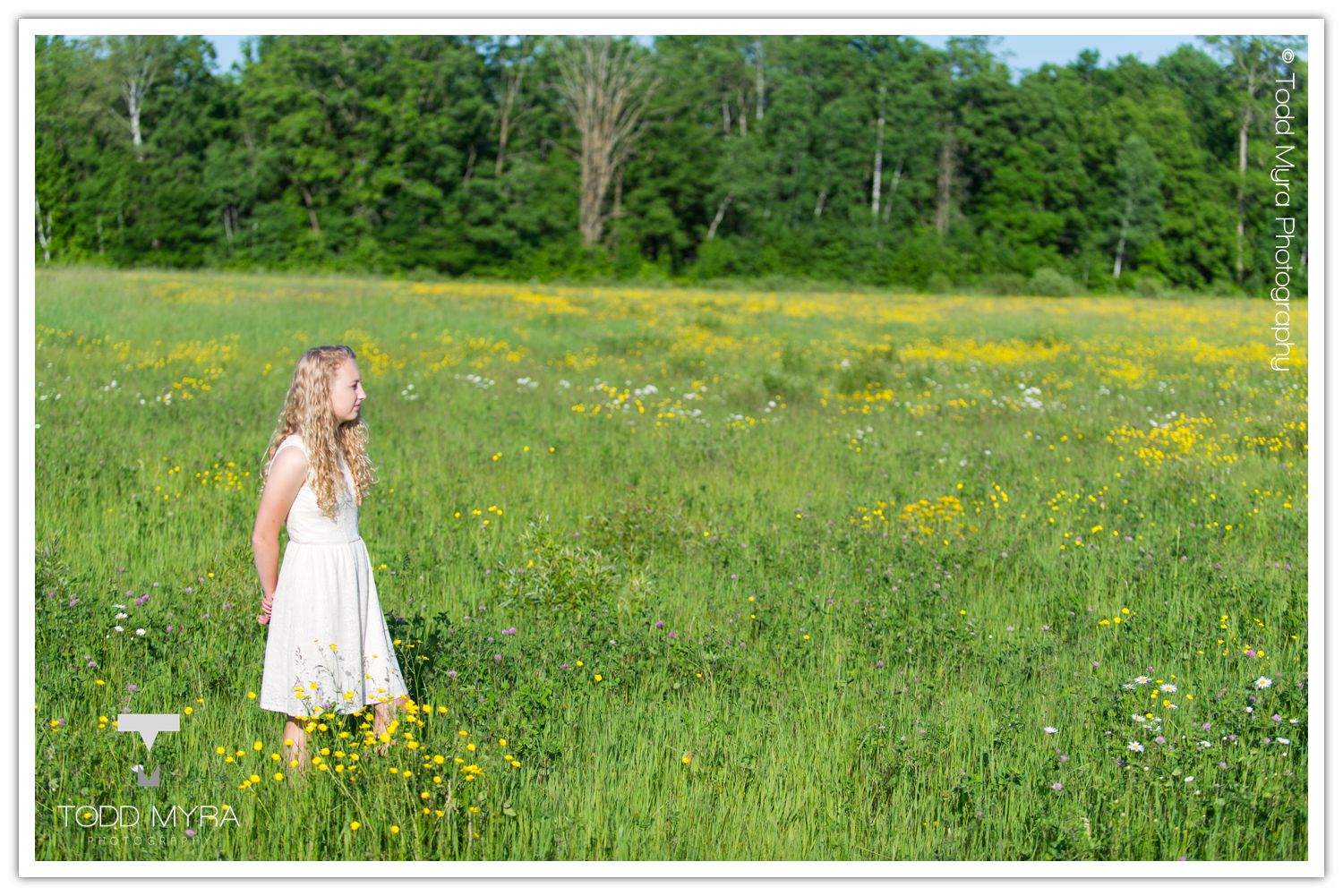 Jocelyn St. Cloud senior pictures rain truck (19 of 21)