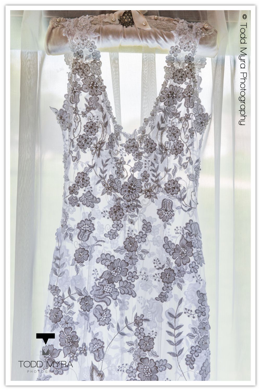 IOWA-football-wedding-dredlocks-photography-st coud (1)