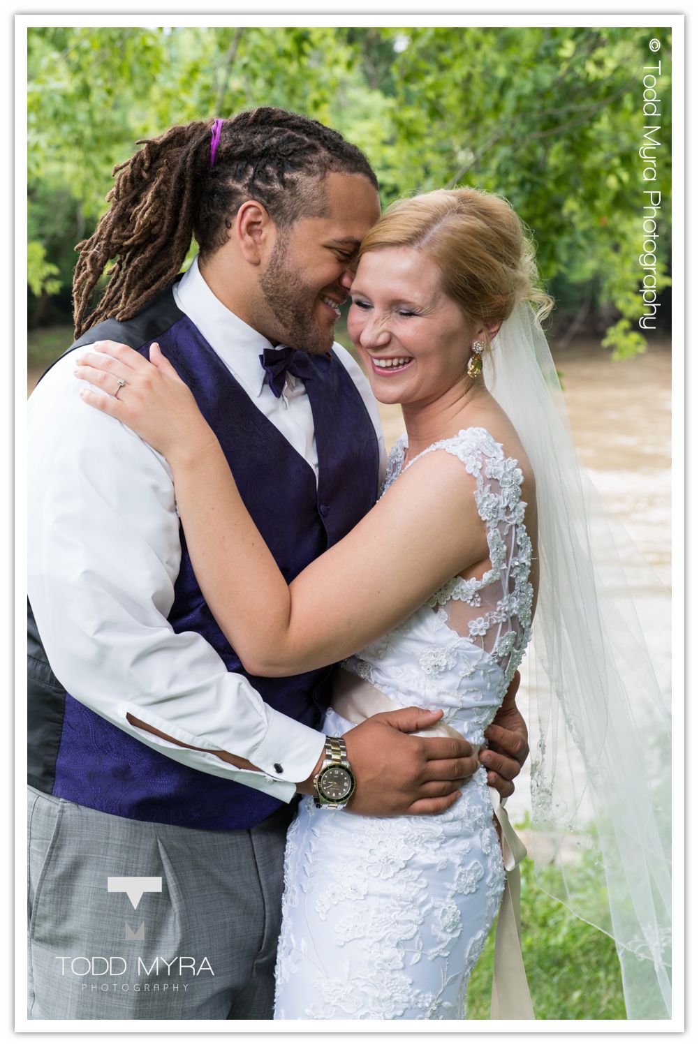 IOWA-football-wedding-dredlocks-photography-st coud (5)
