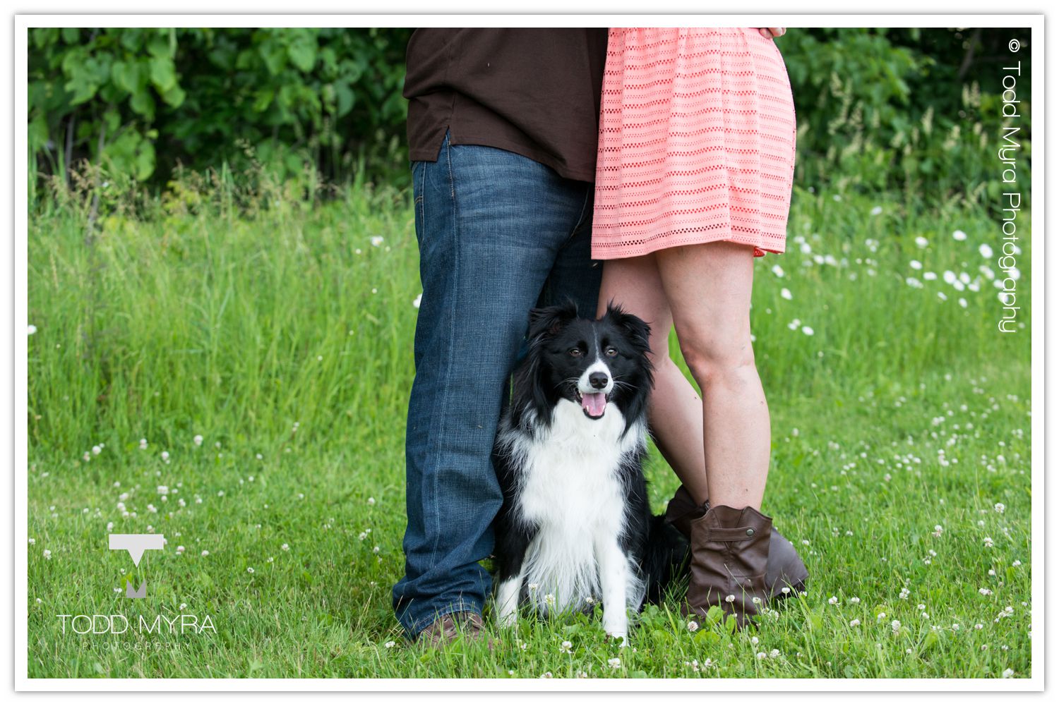 Engagement-Couple-Rum-River Barn-andVineyard-Dog-save-the-date-rainbow (3)