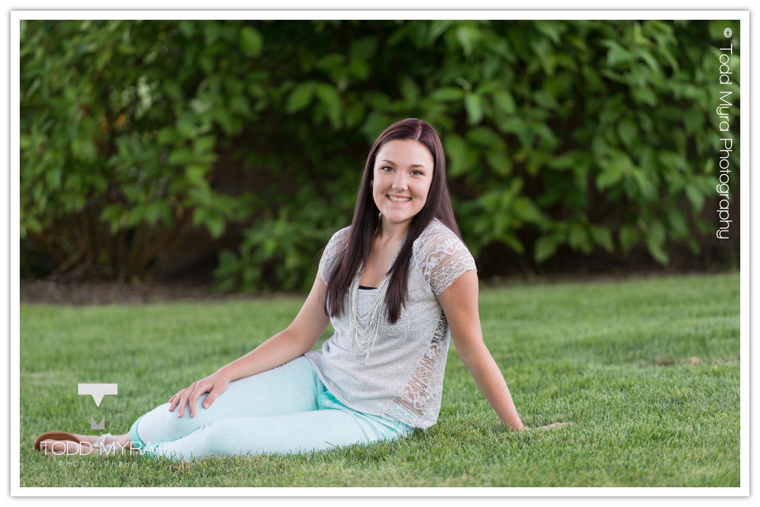 Madison-high-school-senior-girl-st-cloud-downtown-cute  (11)