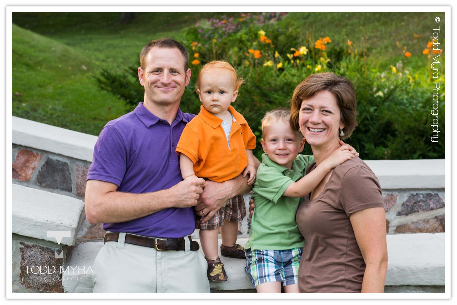 St. Cloud-family-photography-two-red-heads (1)