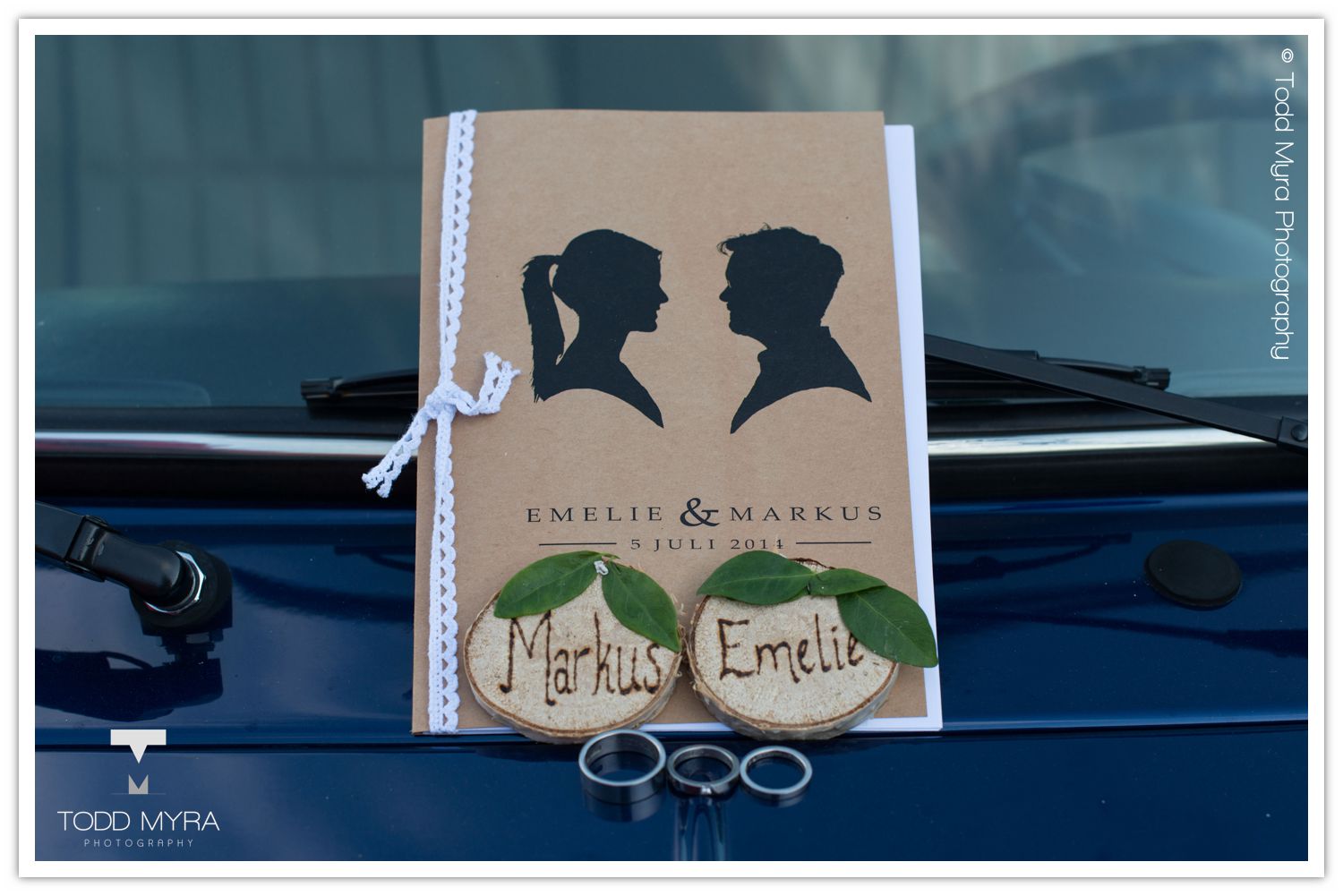 Swedish-Sweden-Stockholm-Wedding-bride-in-woods (23)