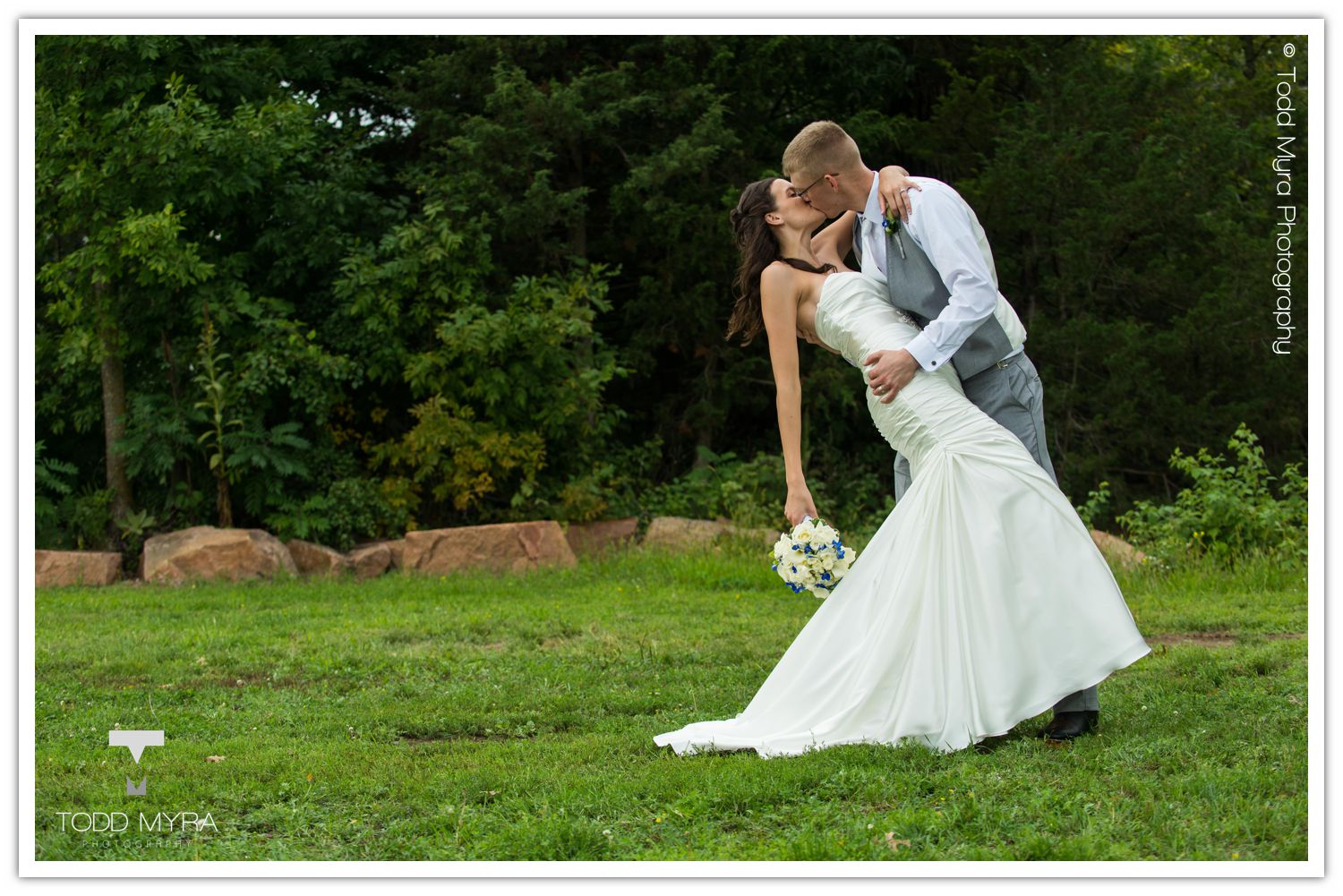 St Cloud-photography-wedding-waters-church-sartell-minnesota (14)