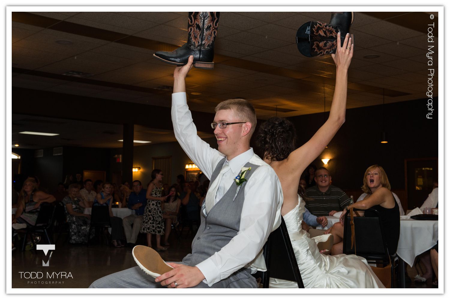 St Cloud-photography-wedding-waters-church-sartell-minnesota (22)