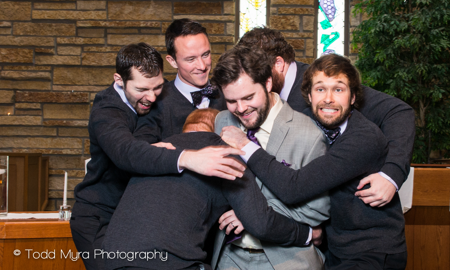 St-Cloud-Wedding-dress-bloomington-covenant-snow-kiss (10)