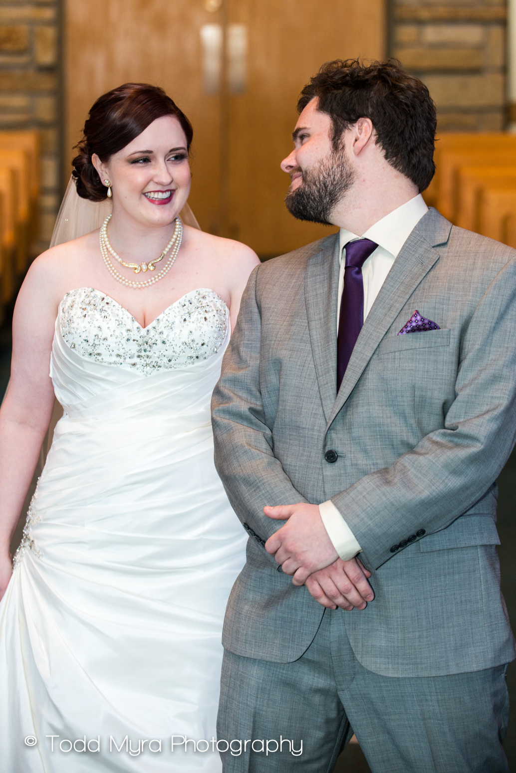 St-Cloud-Wedding-dress-bloomington-covenant-snow-kiss (6)