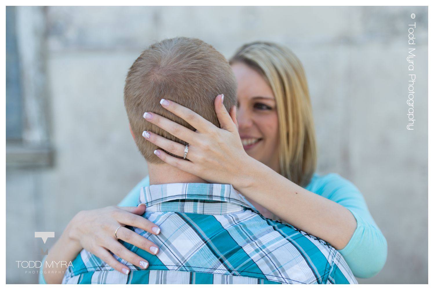 11_St. Cloud-Engagement-Pictures-Bend-In-The-River-spring