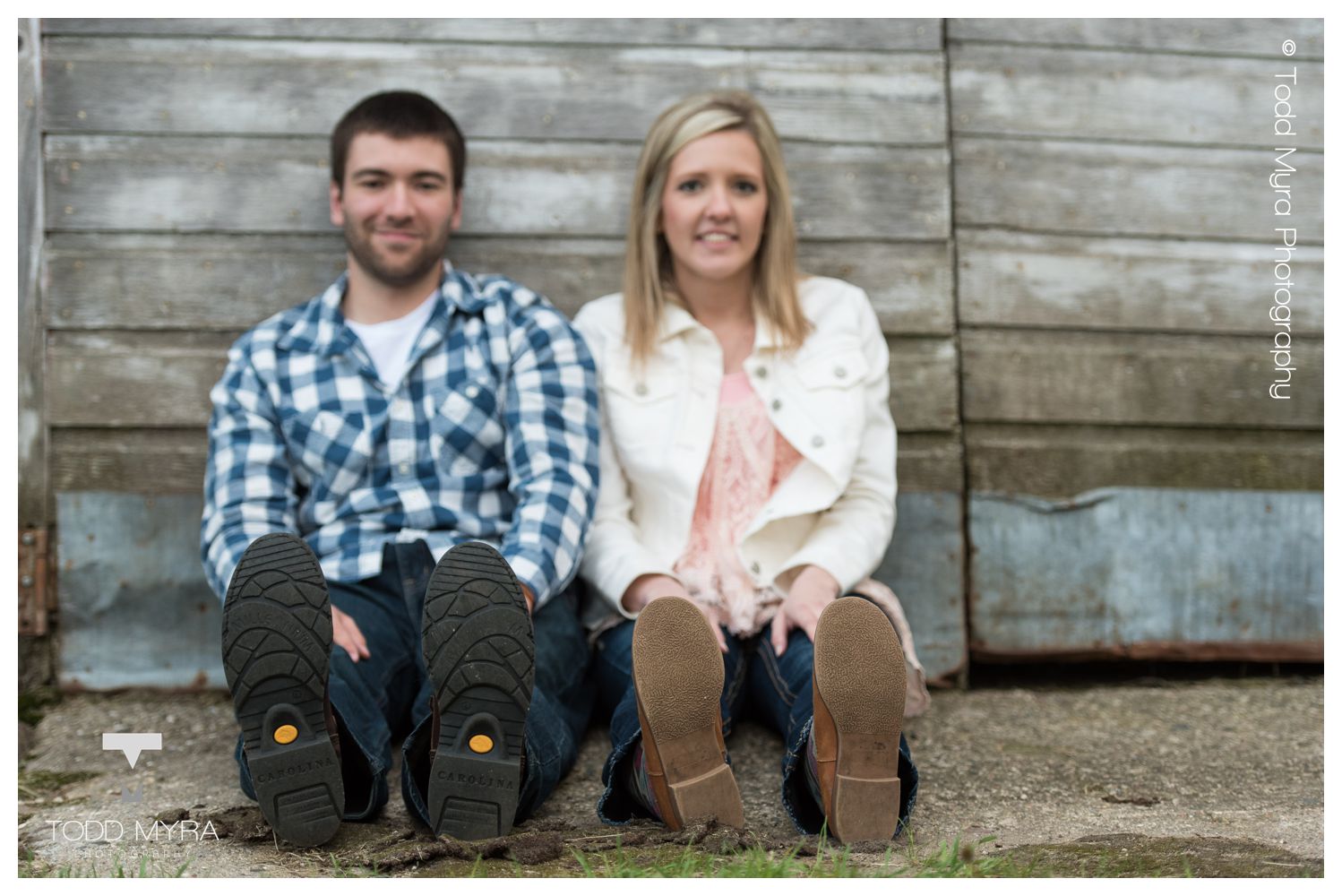 12_Bend-in-the-river-regional-park-engagement-pictures-st-cloud-minnesota