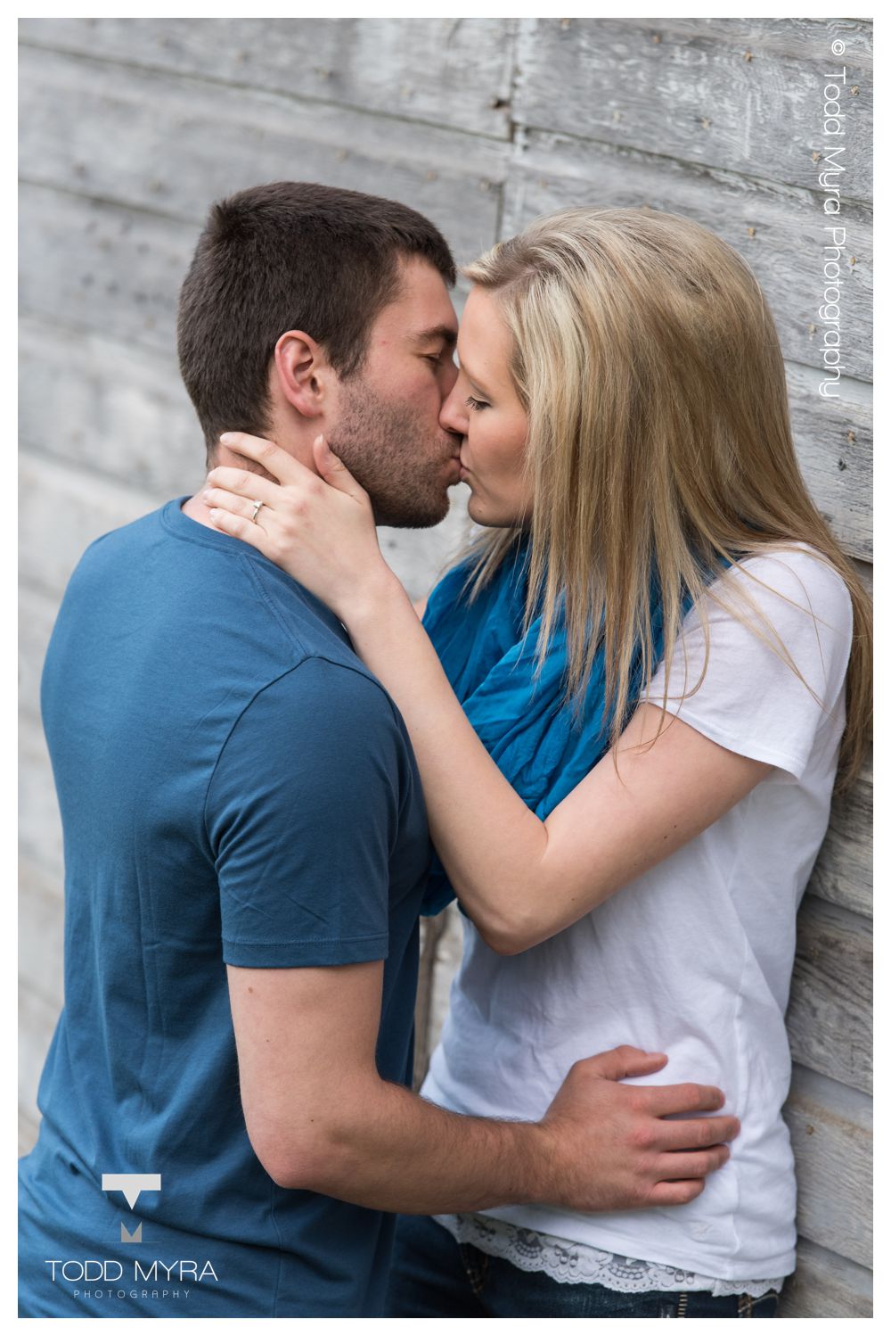 9_Bend-in-the-river-regional-park-engagement-pictures-st-cloud-minnesota