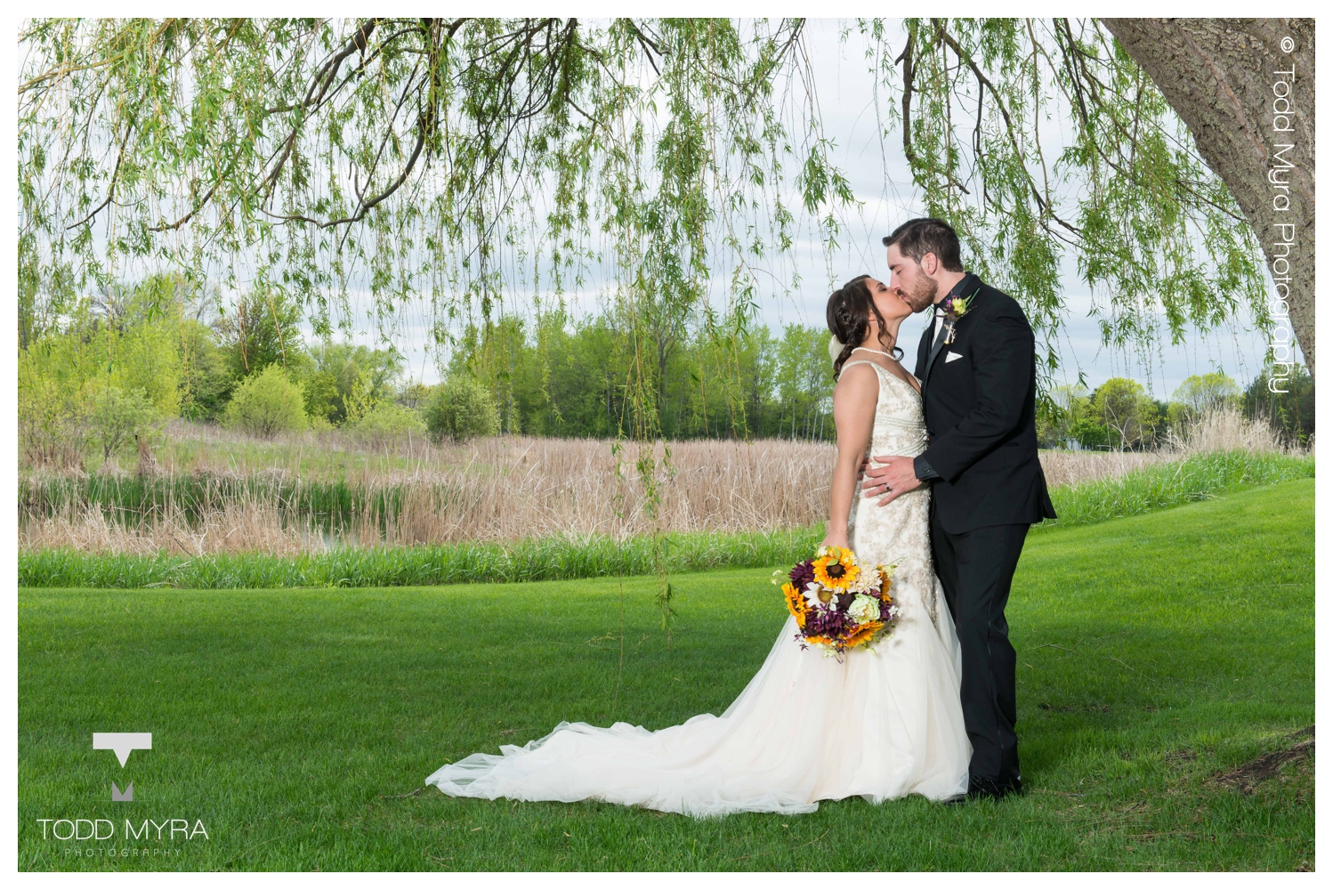9_the grands at mulligans the waters church st cloud sartell wedding photography