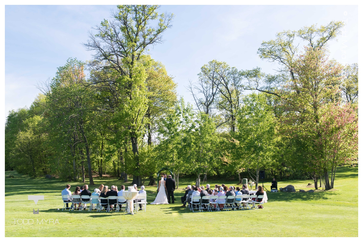 12_st.cloud-blackberry-ridge-golf-course-wedding-photography-summer