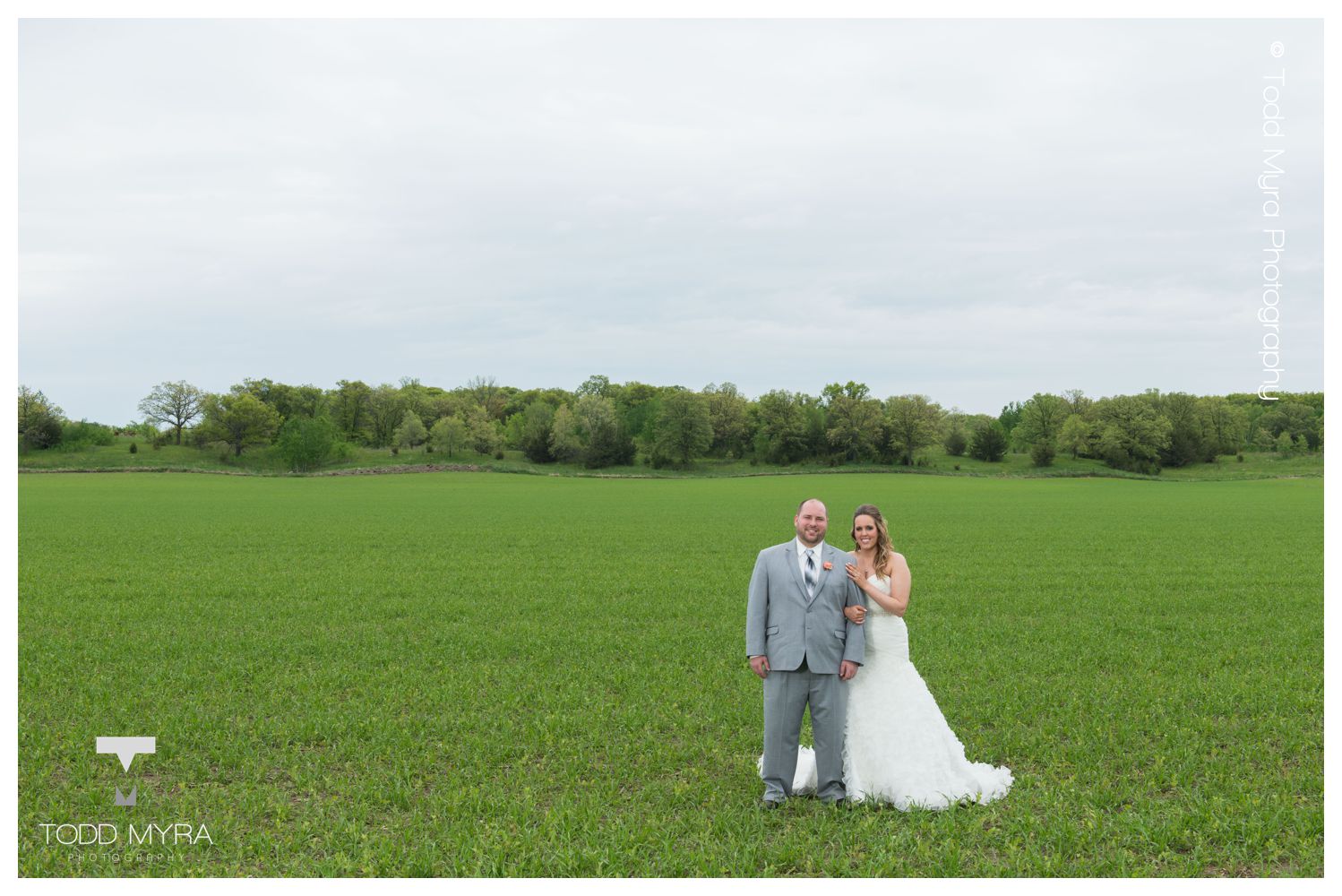 18_st.cloud-cold-spring-wedding-photography-Pillar-Inn-Cold-Spring-Boomerville-Barn