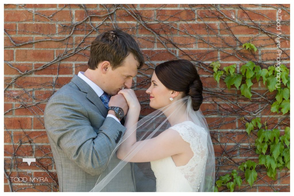 13_st cloud wedding photography st johns courtyard church of the holy spirit