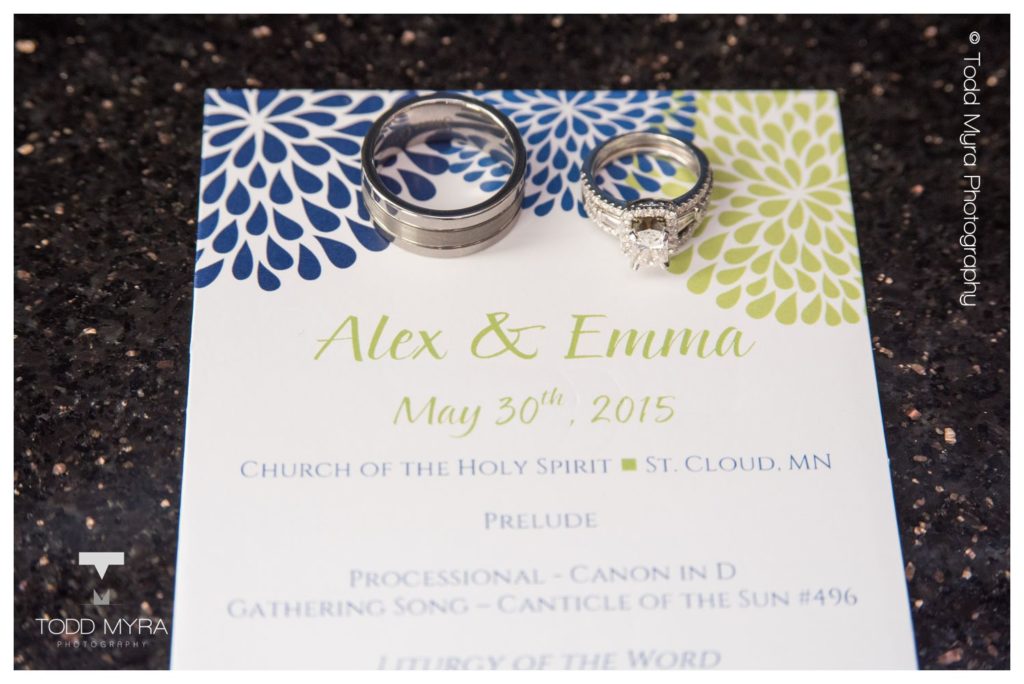 22_st cloud wedding photography st johns courtyard church of the holy spirit