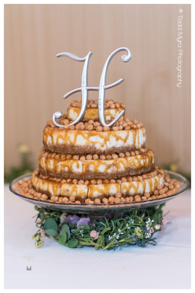 26_st cloud wedding photography st johns courtyard church of the holy spirit