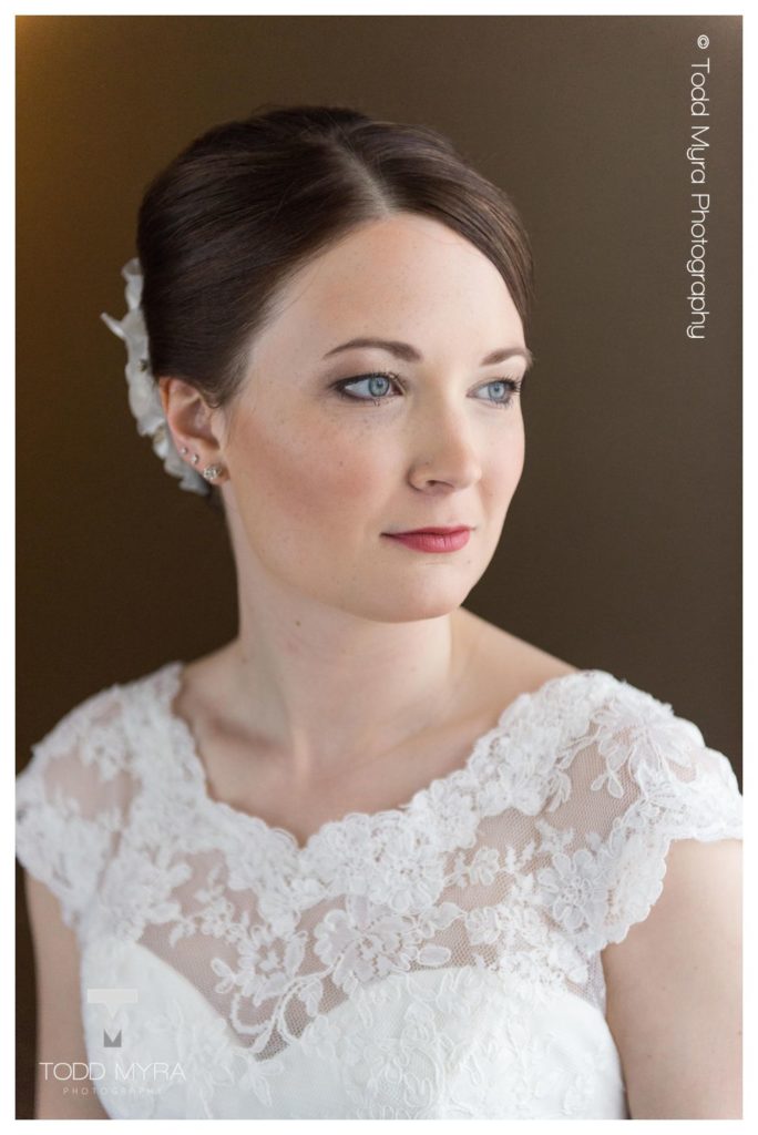 3_st cloud wedding photography st johns courtyard church of the holy spirit