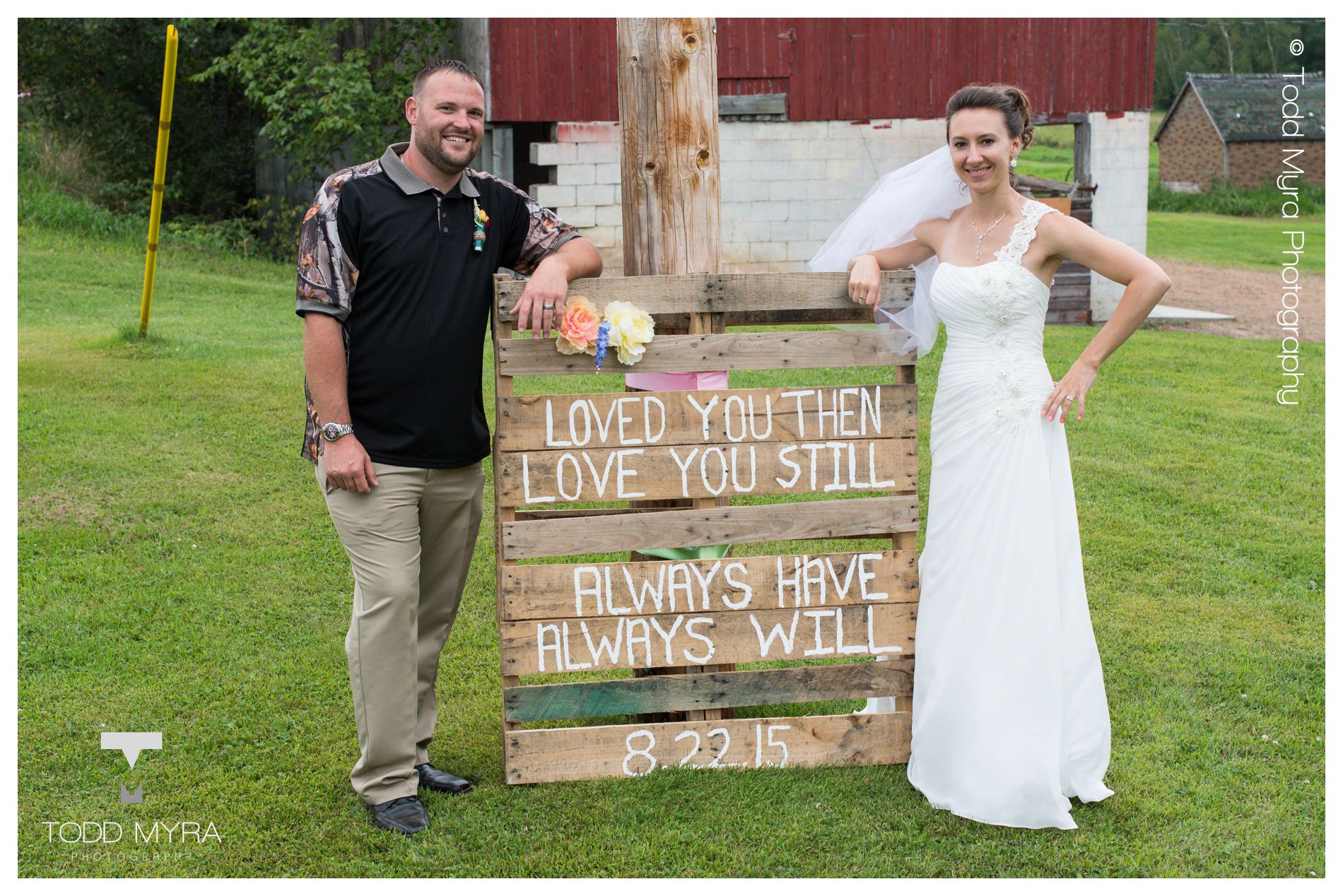 19 -Mora-wedding-barn-bowe-shotgun-wedding-hunt-st cloud-wedding-photography