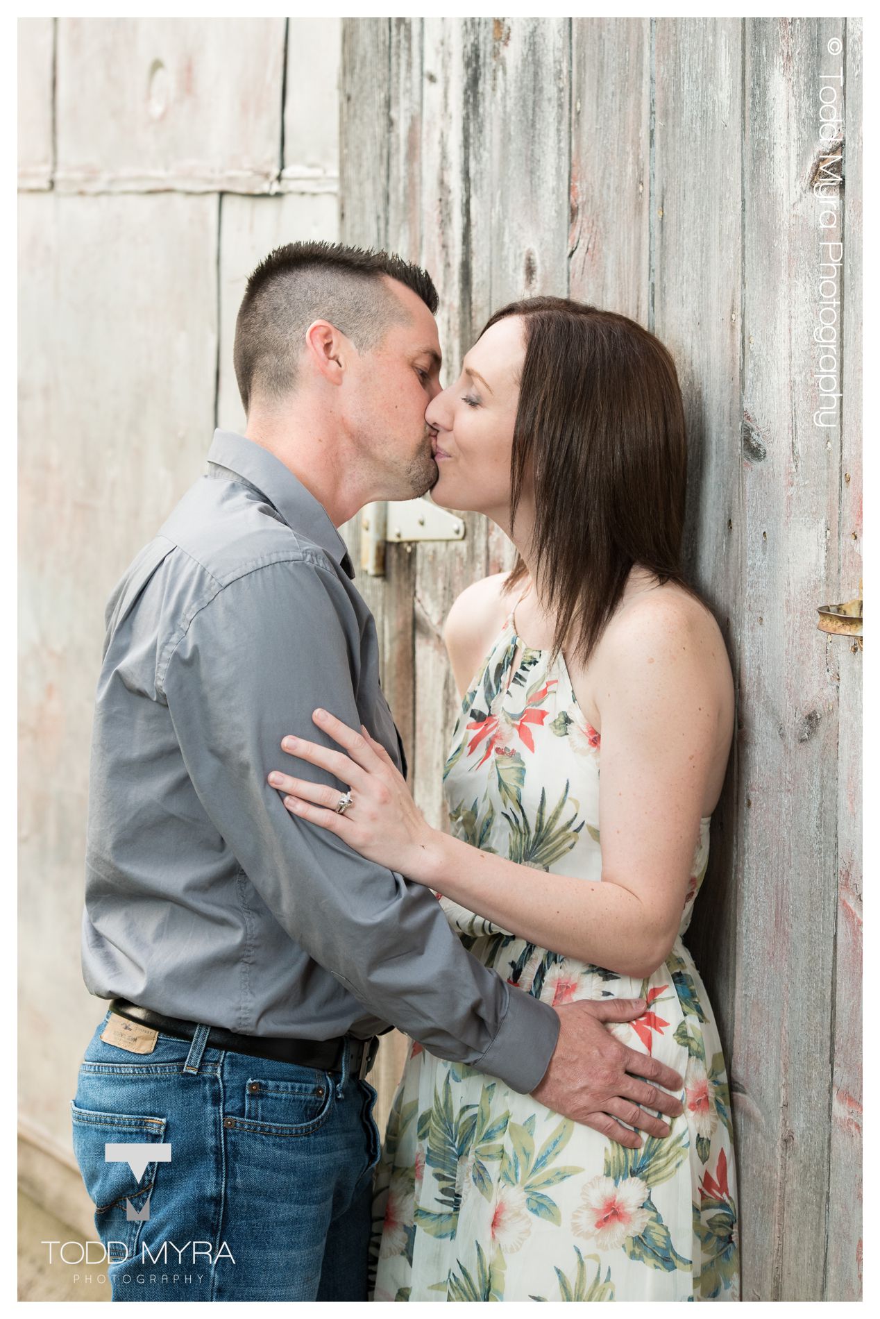 St-cloud-wedding-photography-engagement-pictures-bend-in-the-river-rebecca-cory-10