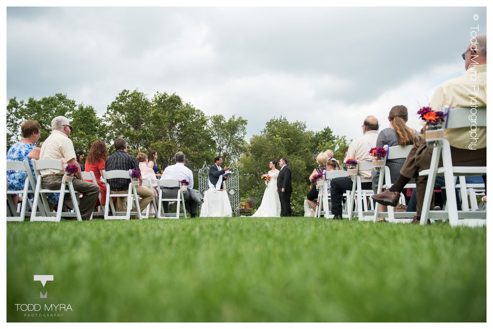 15 -st-cloud-wedding-photography-Hidden-Lake-Park-St-Augusta