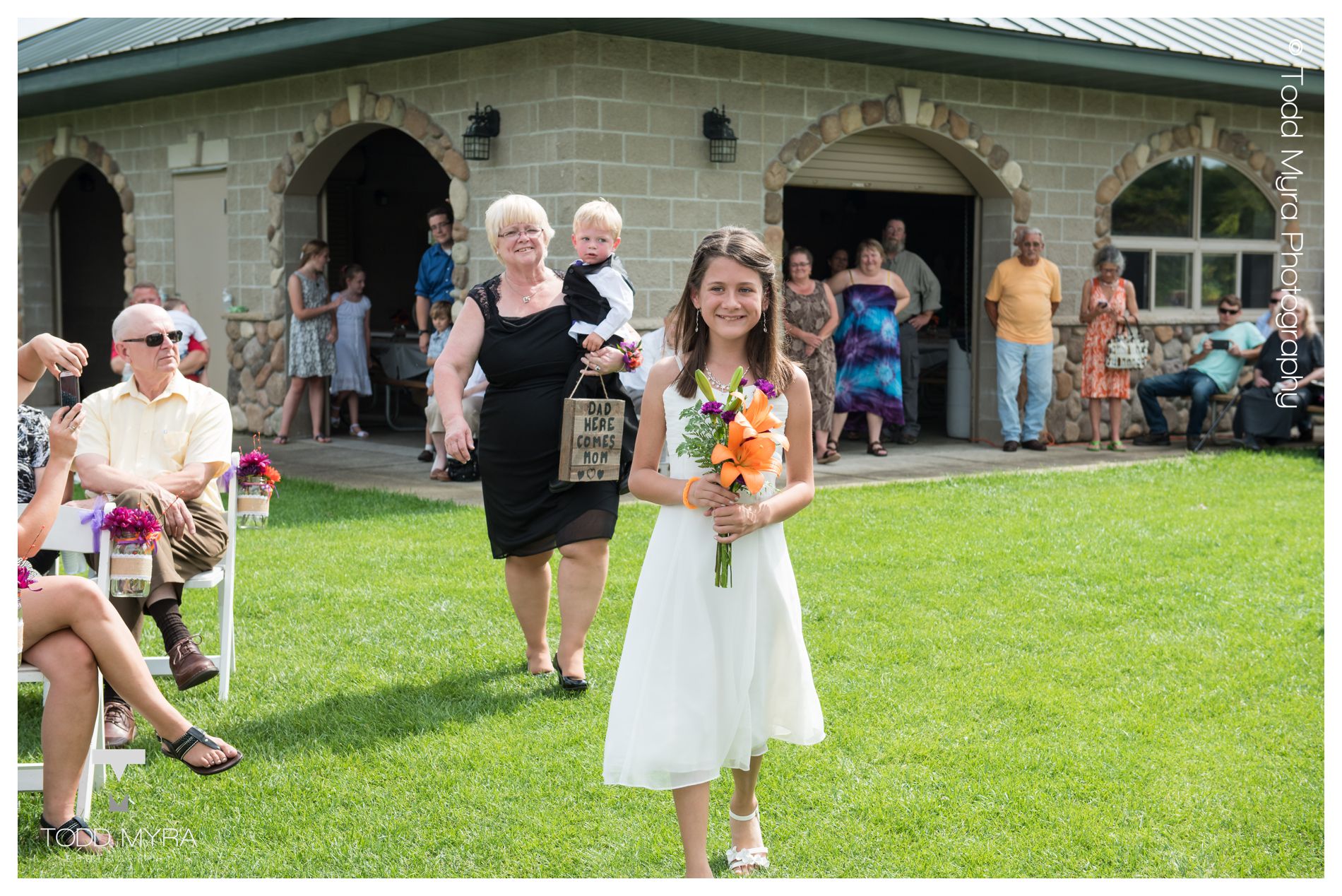 7 -st-cloud-wedding-photography-Hidden-Lake-Park-St-Augusta