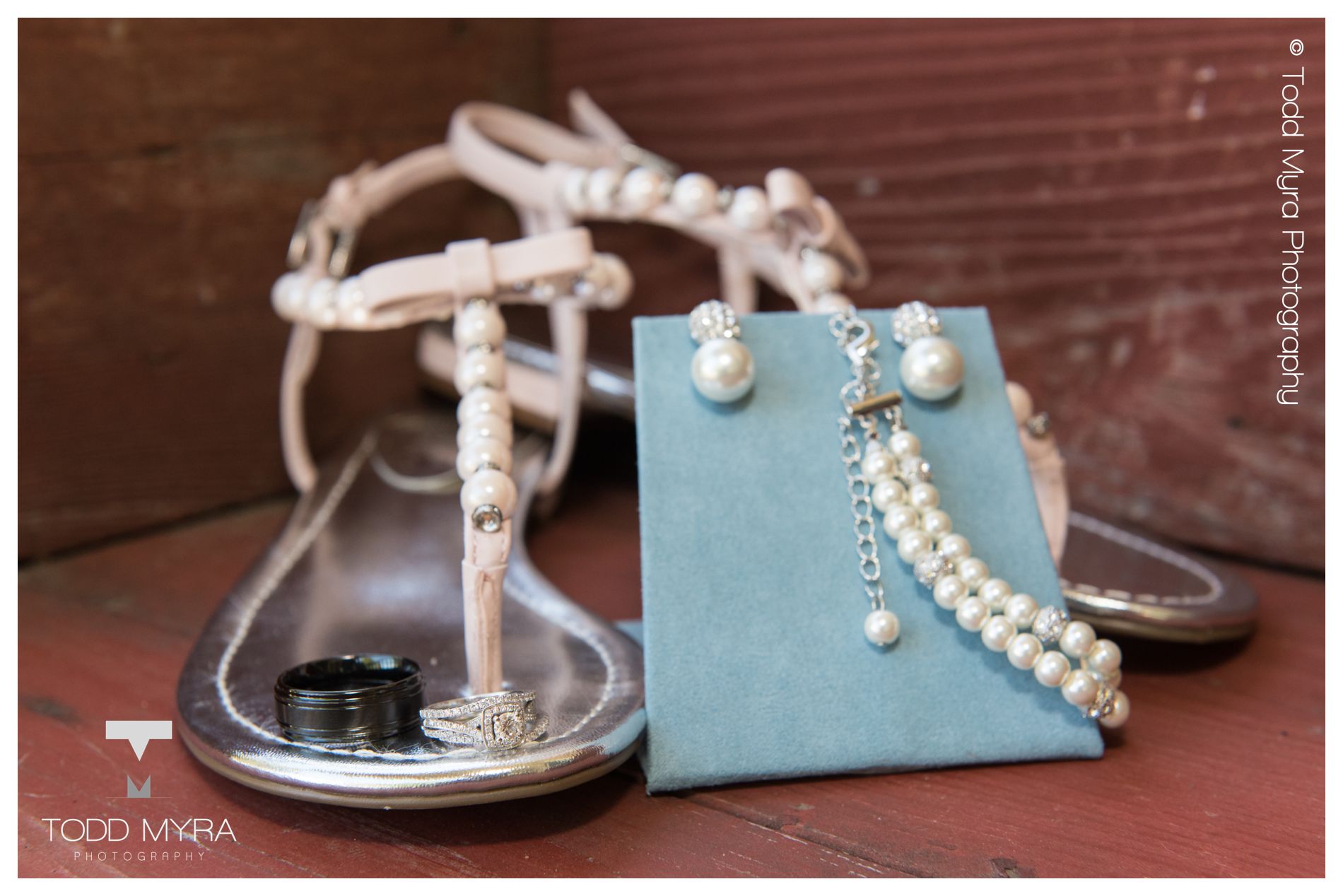 4 -usmc-marine corps-wedding-sword-kabar-dress blues-st cloud-wedding-photography