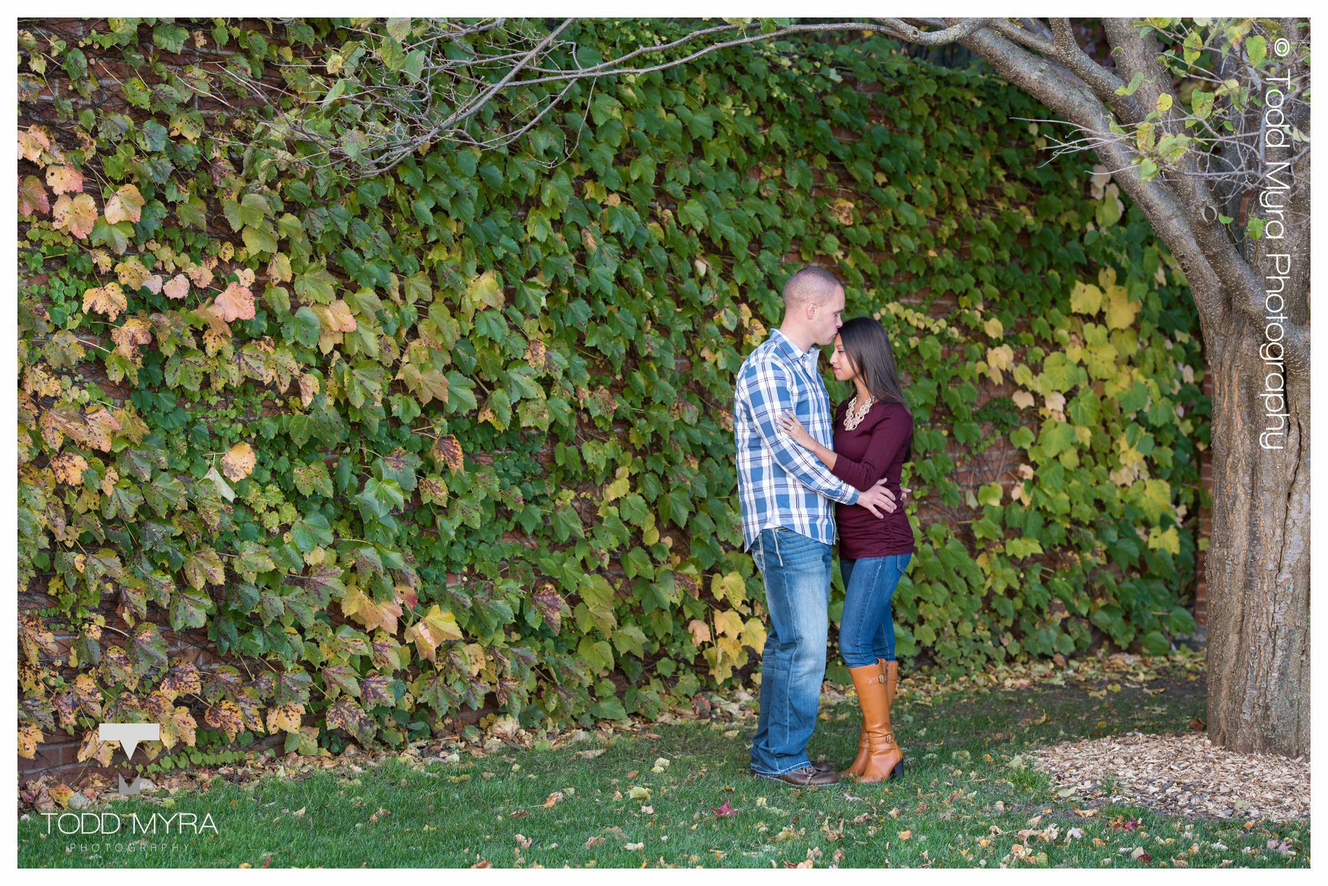 4 -st-cloud-wedding-photography-st-johns-fall-leaves-todd-myra-photography