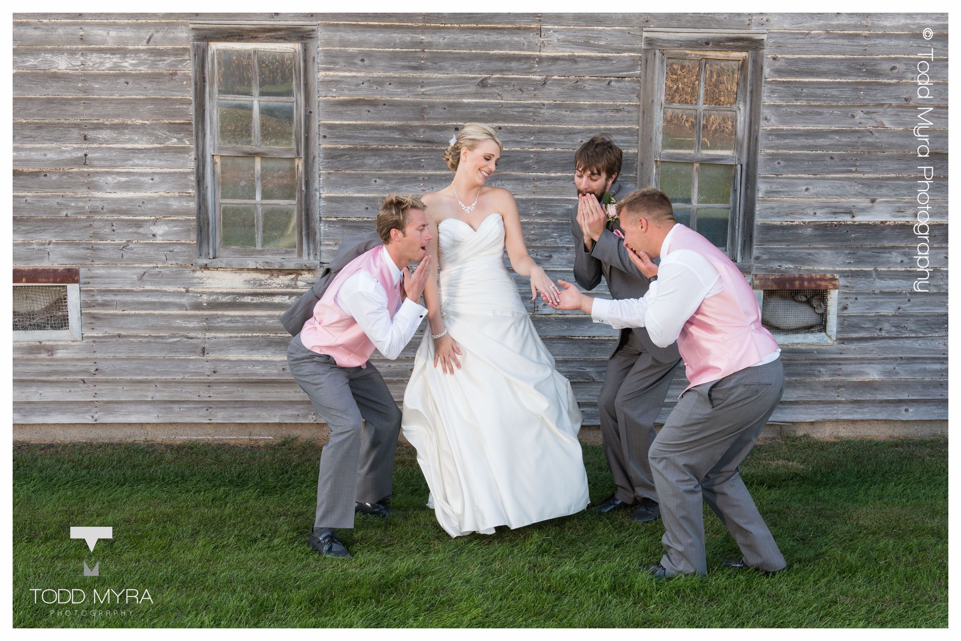 14 -St-Cloud-wedding-photography-eages-club-farmhouse