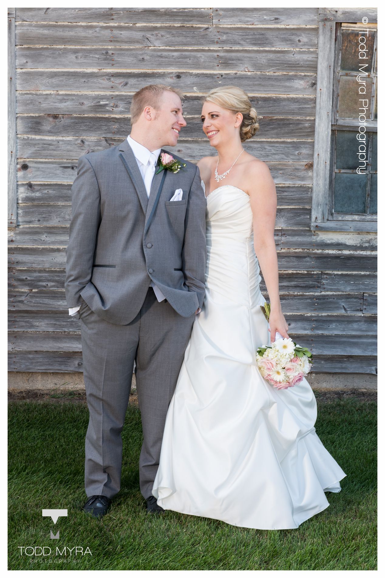 18 -St-Cloud-wedding-photography-eages-club-farmhouse