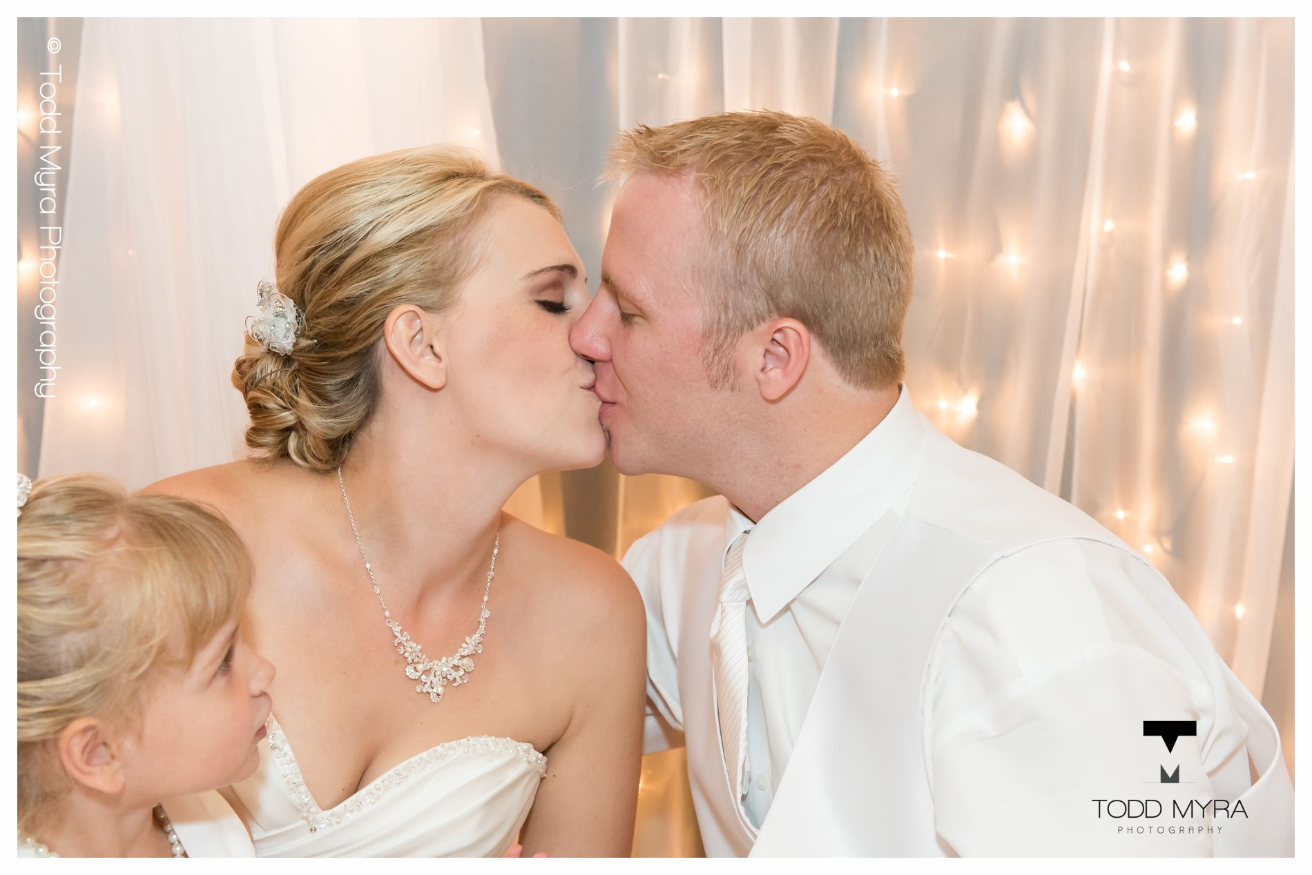 27 -St-Cloud-wedding-photography-eages-club-farmhouse