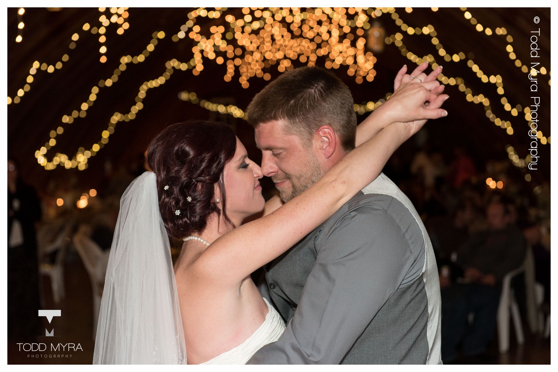 28 -Mora-wedding-Living-Hope-Church-Olson-Farm-Todd-Myra-Photography