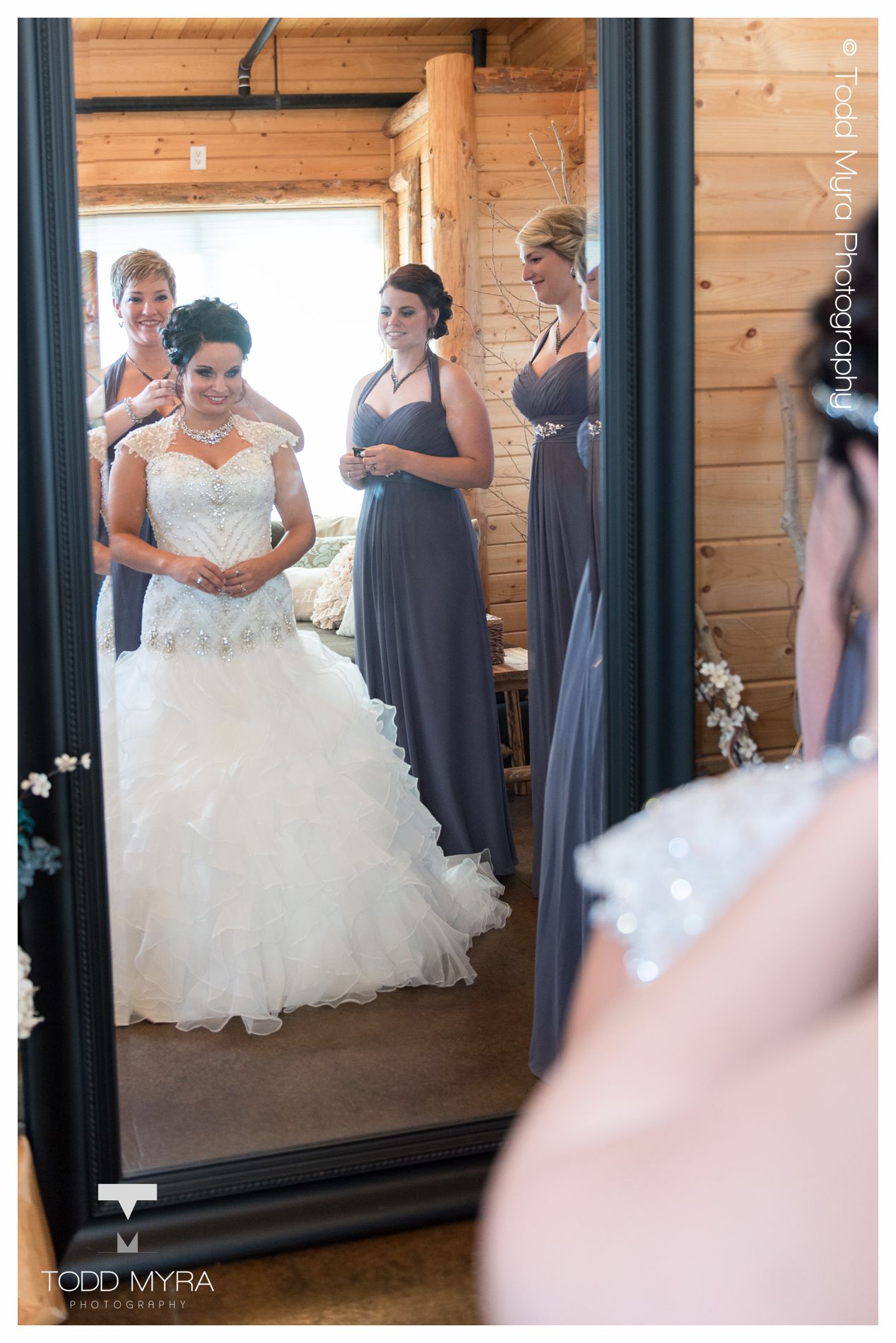 11 -Abby-Michael-st-cloud-sartell-MN-wedding-photography-grands-snow