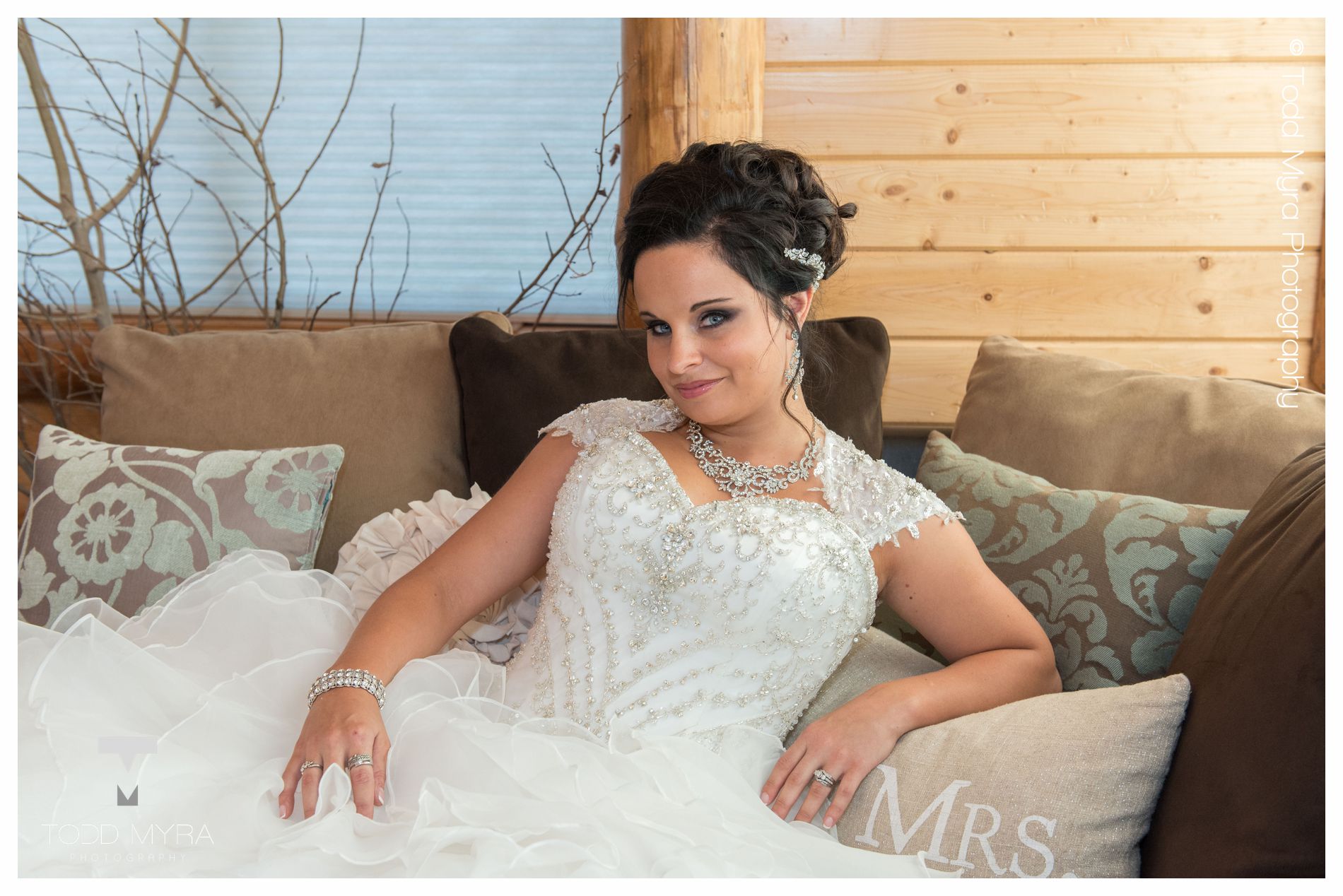 13 -Abby-Michael-st-cloud-sartell-MN-wedding-photography-grands-snow