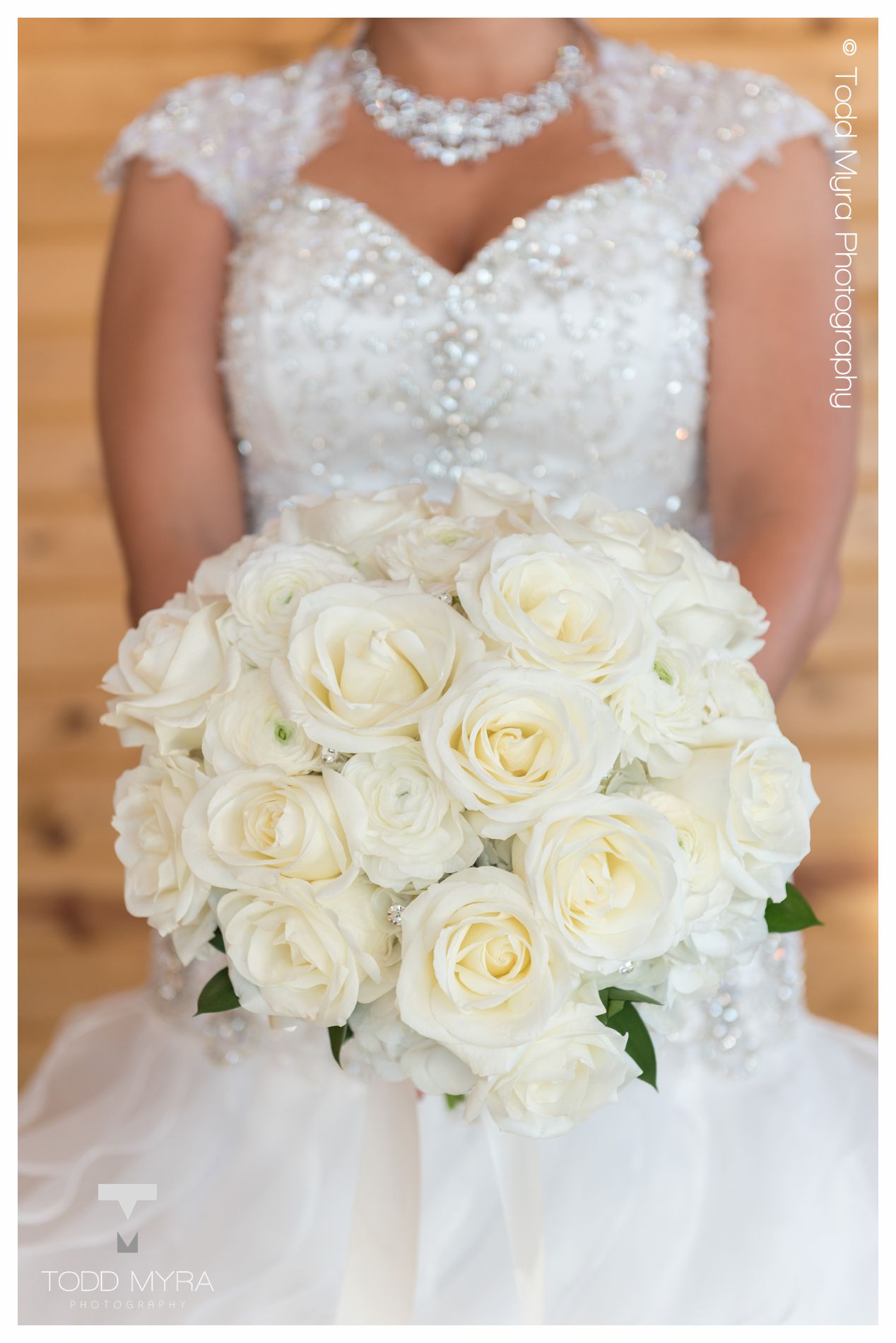 20 -Abby-Michael-st-cloud-sartell-MN-wedding-photography-grands-snow