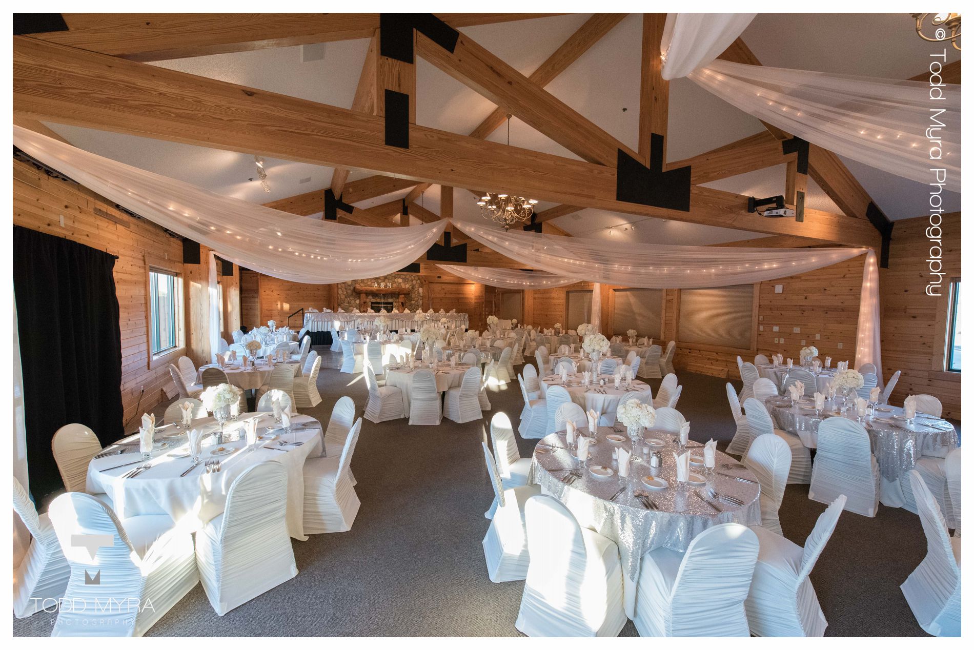 27 -Abby-Michael-st-cloud-sartell-MN-wedding-photography-grands-snow