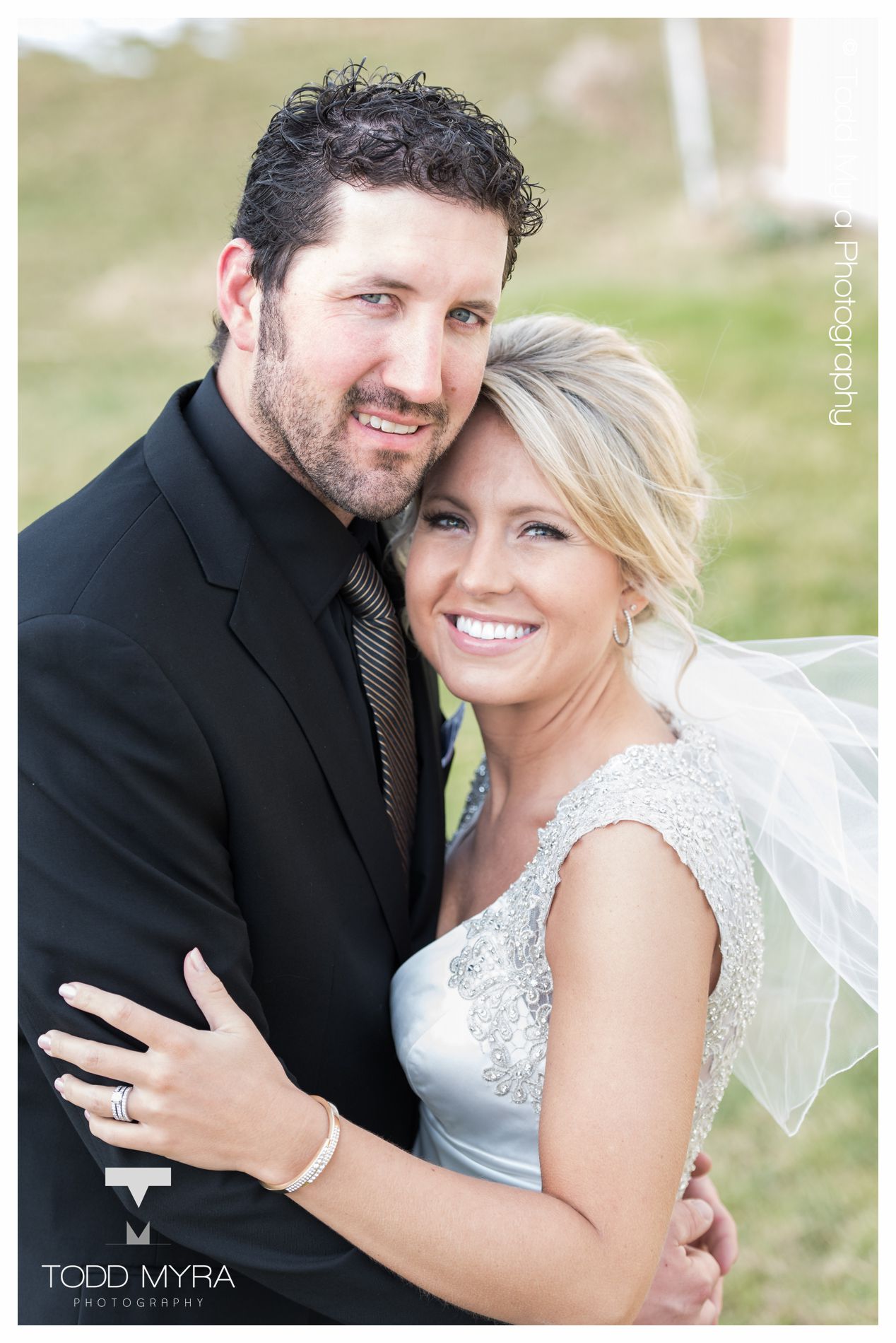 10 -St-cloud-wedding-photography-rink-corner-bar-St-Michael-Rachael-Trent