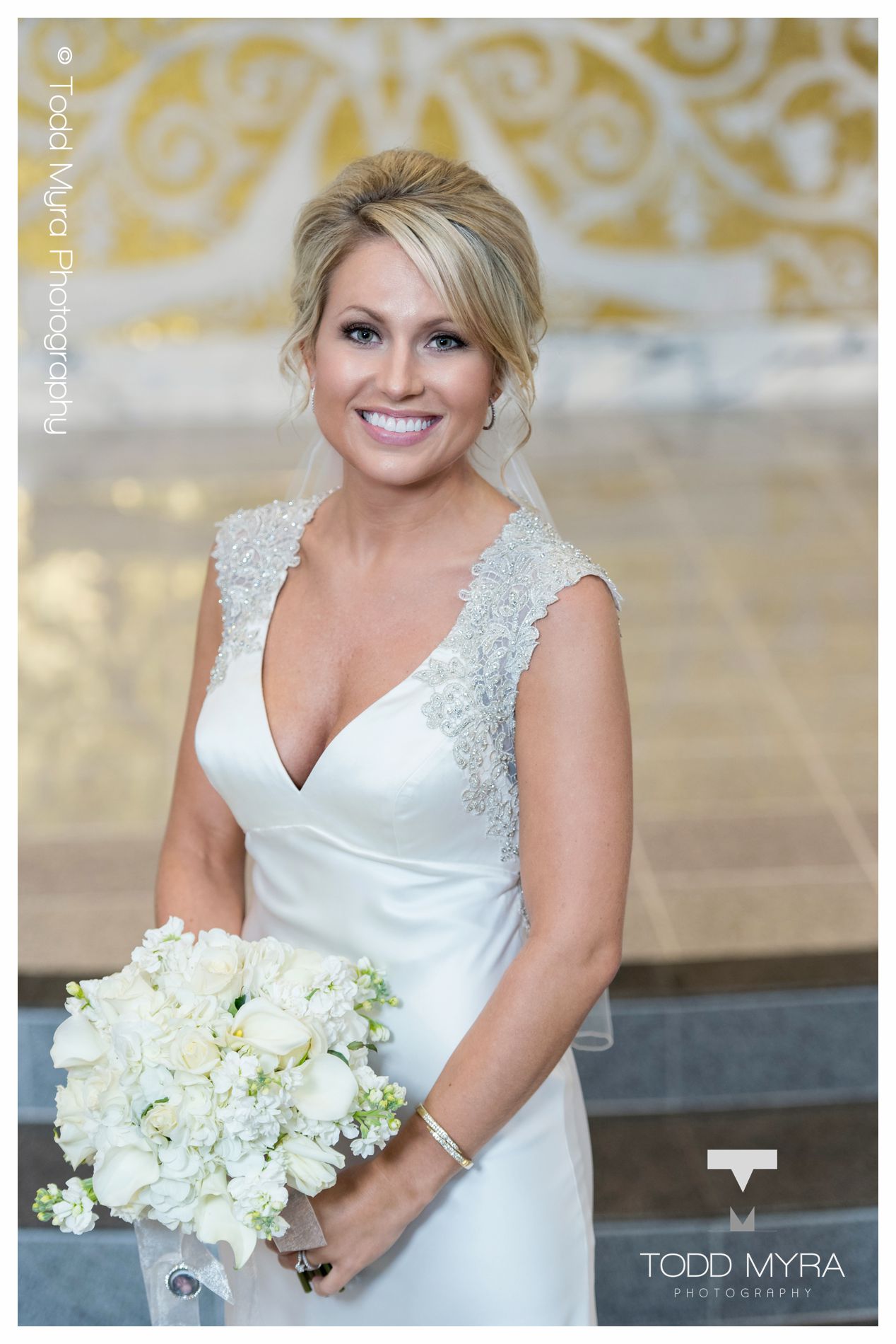 14 -St-cloud-wedding-photography-rink-corner-bar-St-Michael-Rachael-Trent