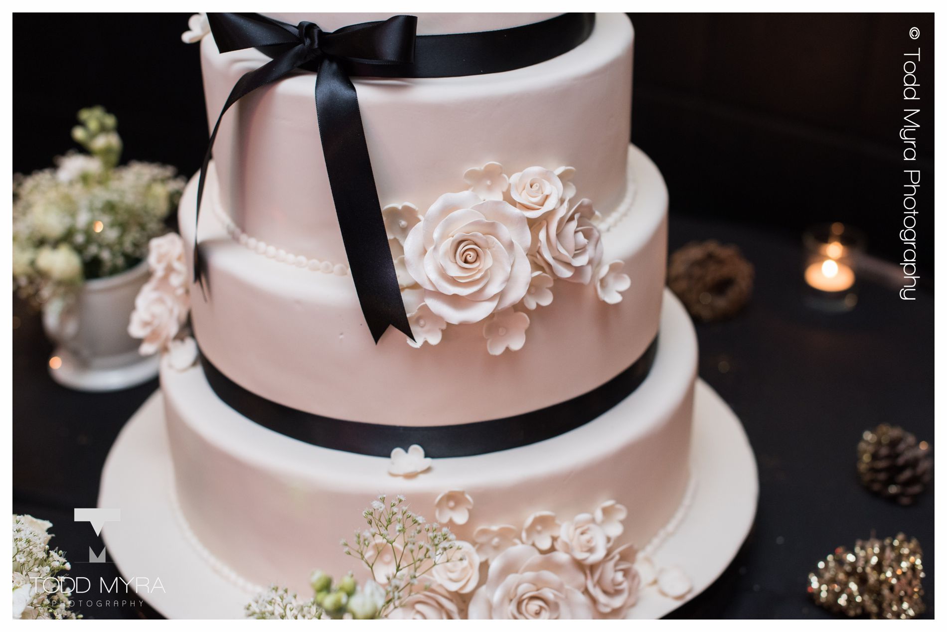 24 -St-cloud-wedding-photography-rink-corner-bar-St-Michael-Rachael-Trent