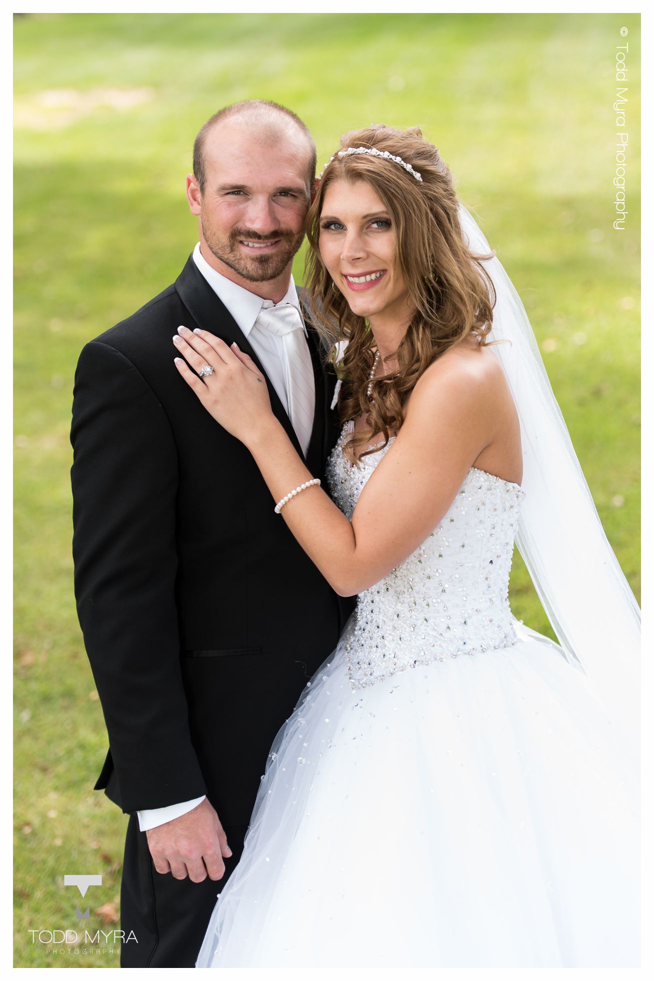 19-beau-kadylyn-st-cloud-wedding-waters-blackberry