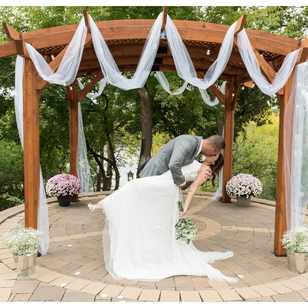 st cloud wedding photography blackberry ridge pool pergola megan josh