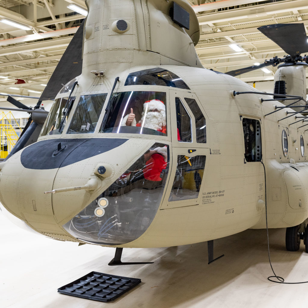 Blackhawk Chinook Santa Christmas Army Presents St Cloud