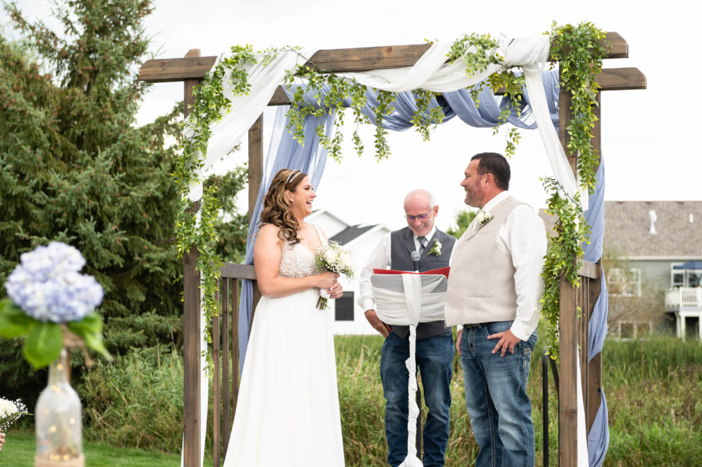 St Cloud Wedding Photograplhy St Cloud Minnesota Baackyard Wedding 18