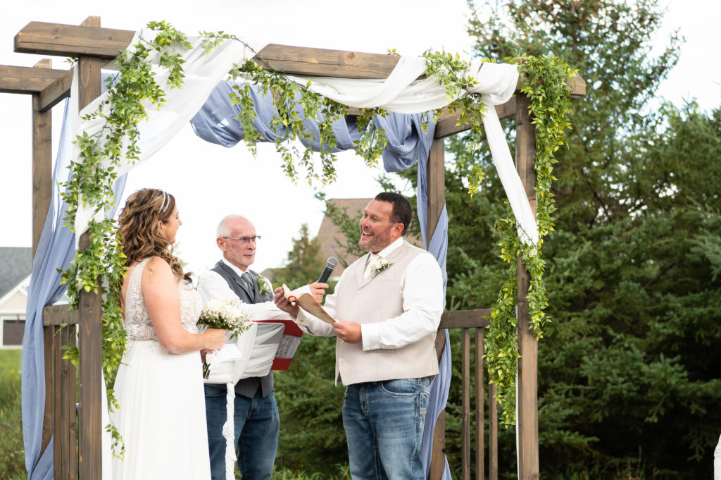 St Cloud Wedding Photograplhy St Cloud Minnesota Baackyard Wedding 22