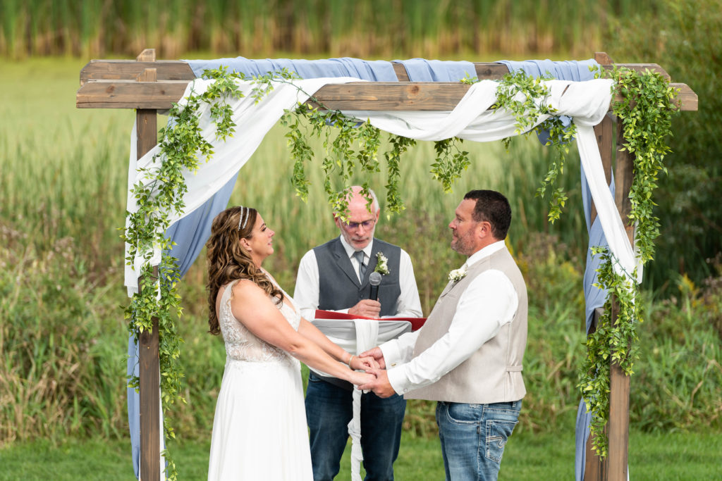 St Cloud Wedding Photograplhy St Cloud Minnesota Baackyard Wedding 23