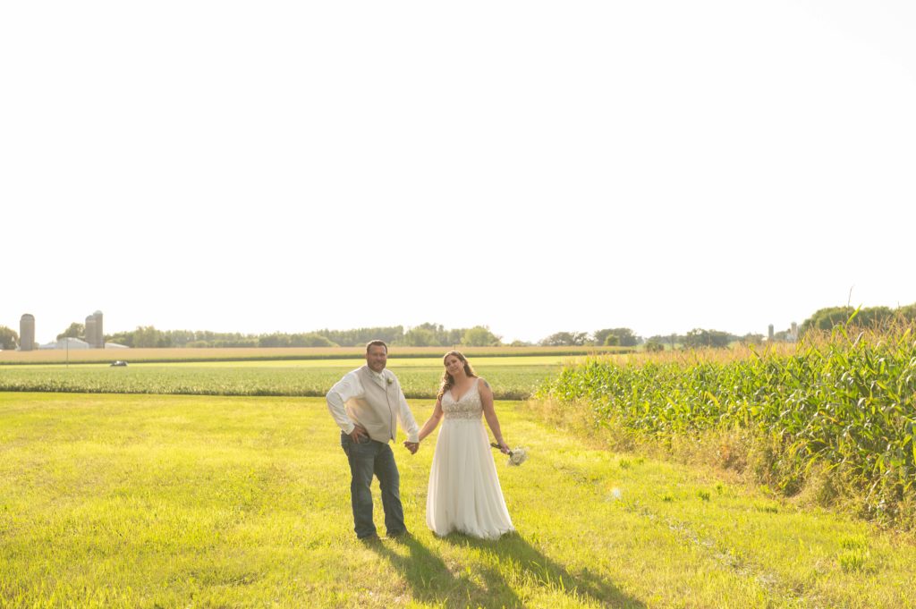 St Cloud Wedding Photograplhy St Cloud Minnesota Baackyard Wedding 29